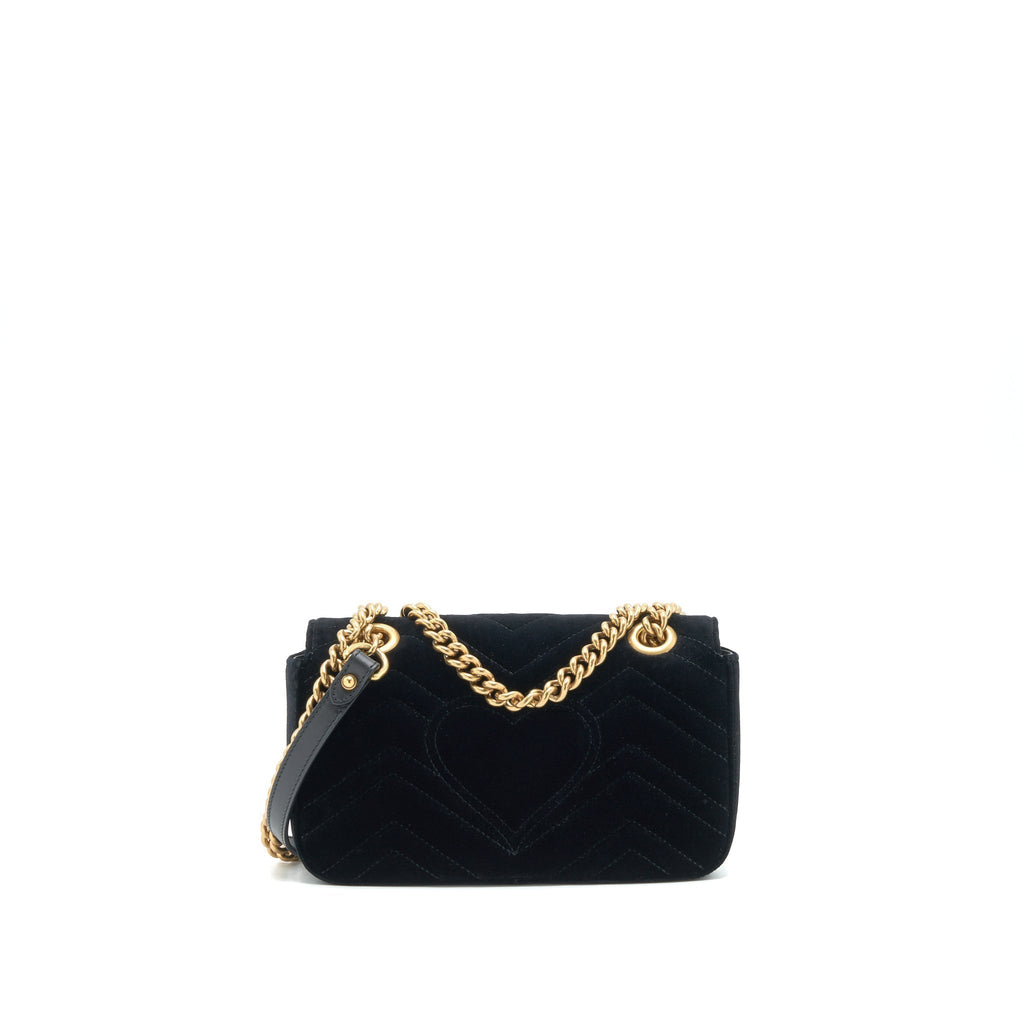 gucci-marmont-flap-bag-velvet-black