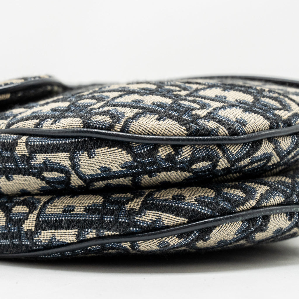 dior-medium-saddle-bag-blue-oblique-canvas-ghw-copy-1