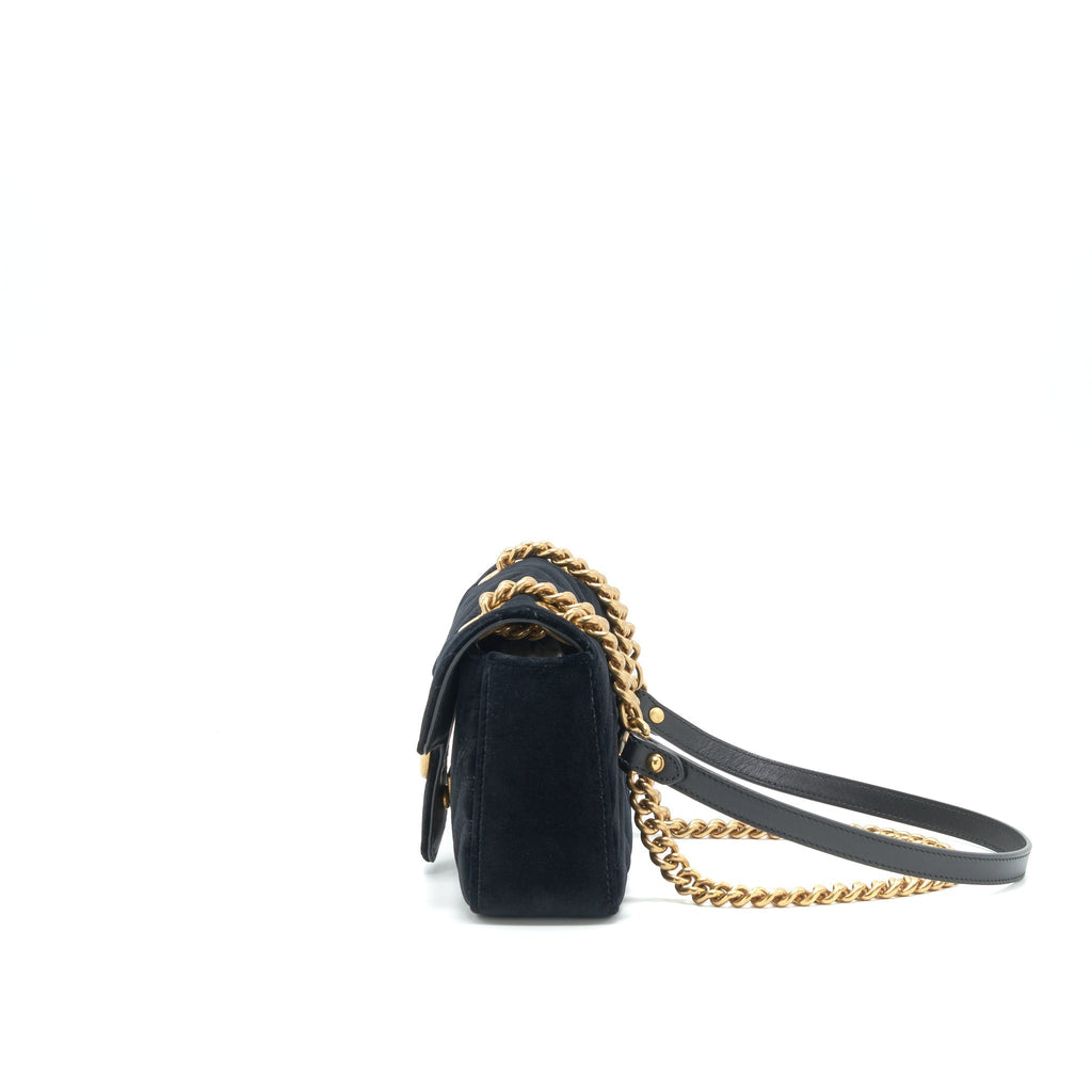 gucci-marmont-flap-bag-velvet-black