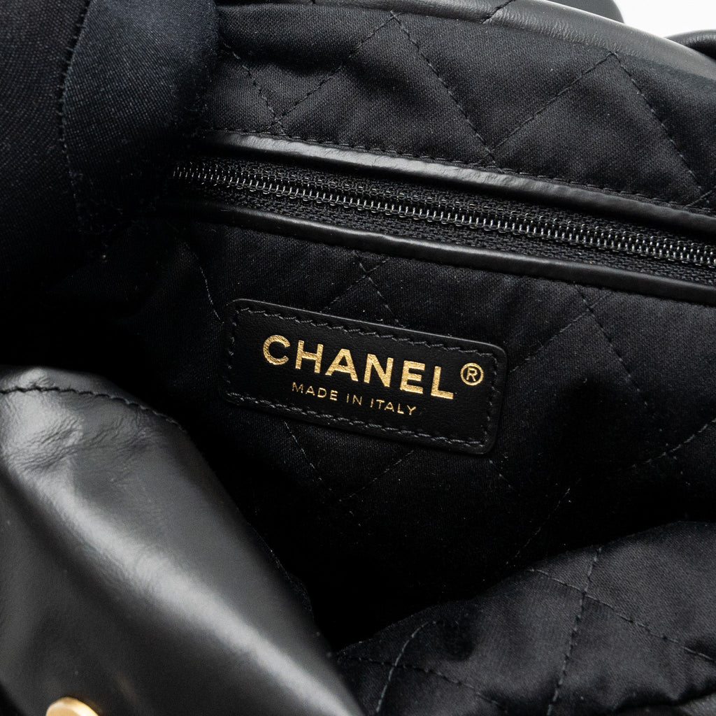chanel-small-22-bag-calfskin-black-white-letter-ghw-microchip