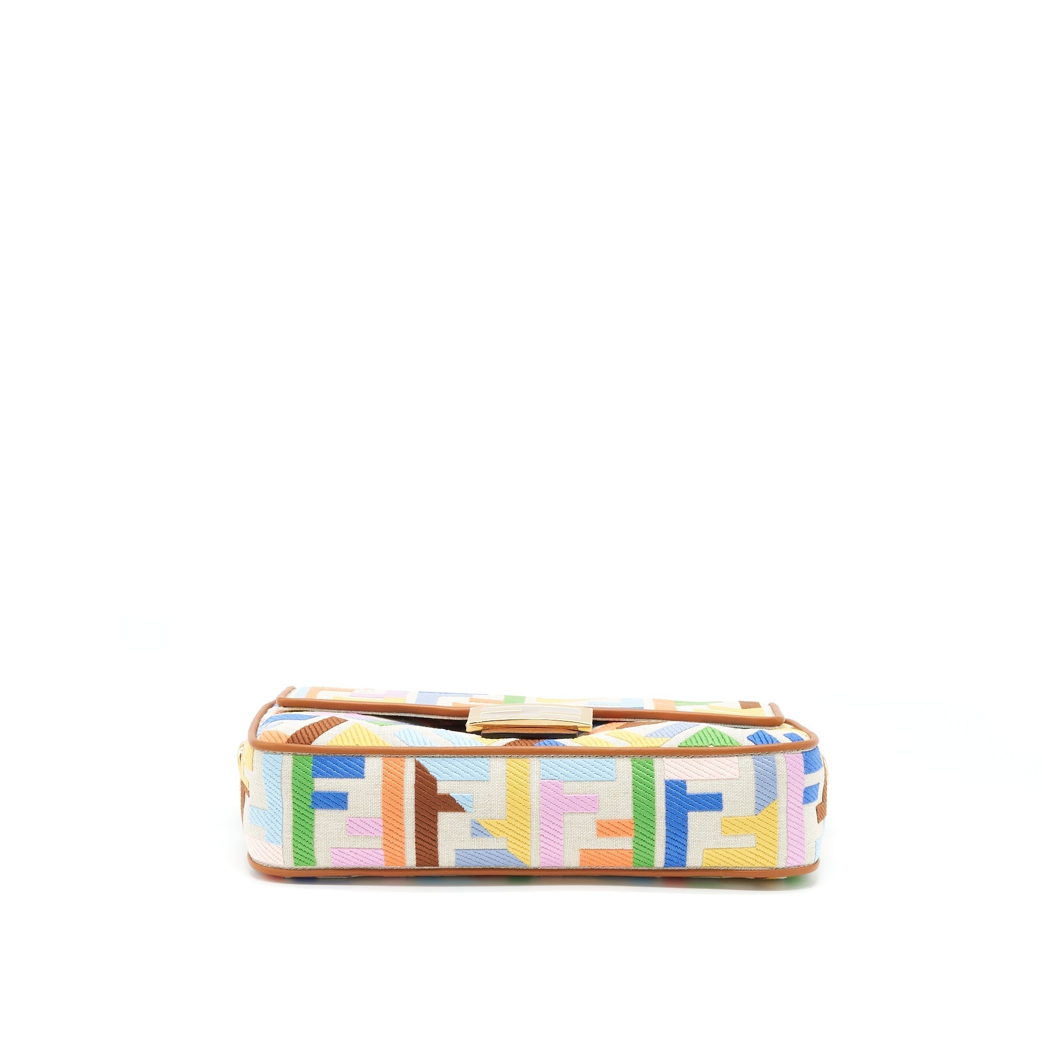 fendi-baguette-bag-in-ff-motif-canvas-multicolor