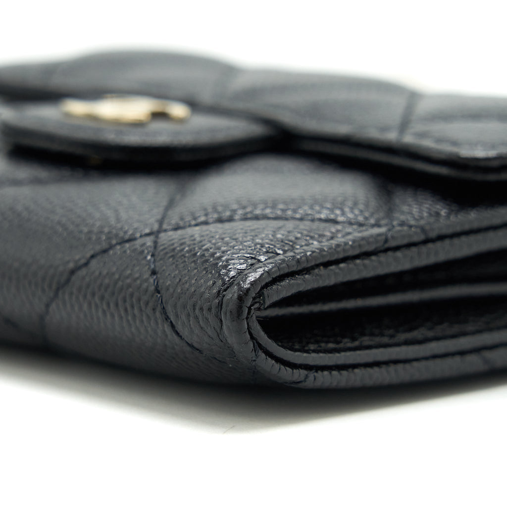 chanel-classic-card-holder-with-chain-caviar-black-lghw