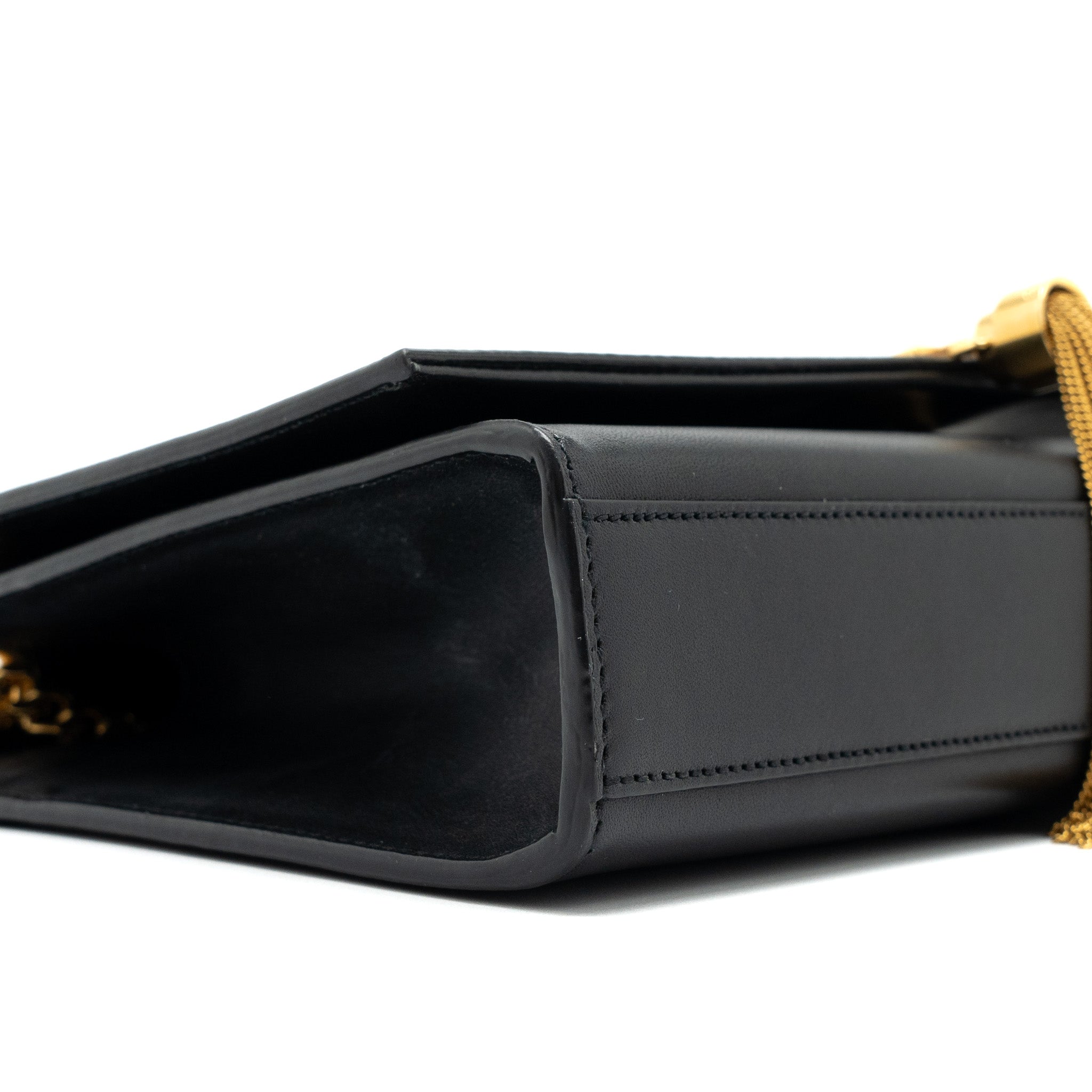 saint-lauren-medium-kate-with-tassel-calfskin-black-ghw