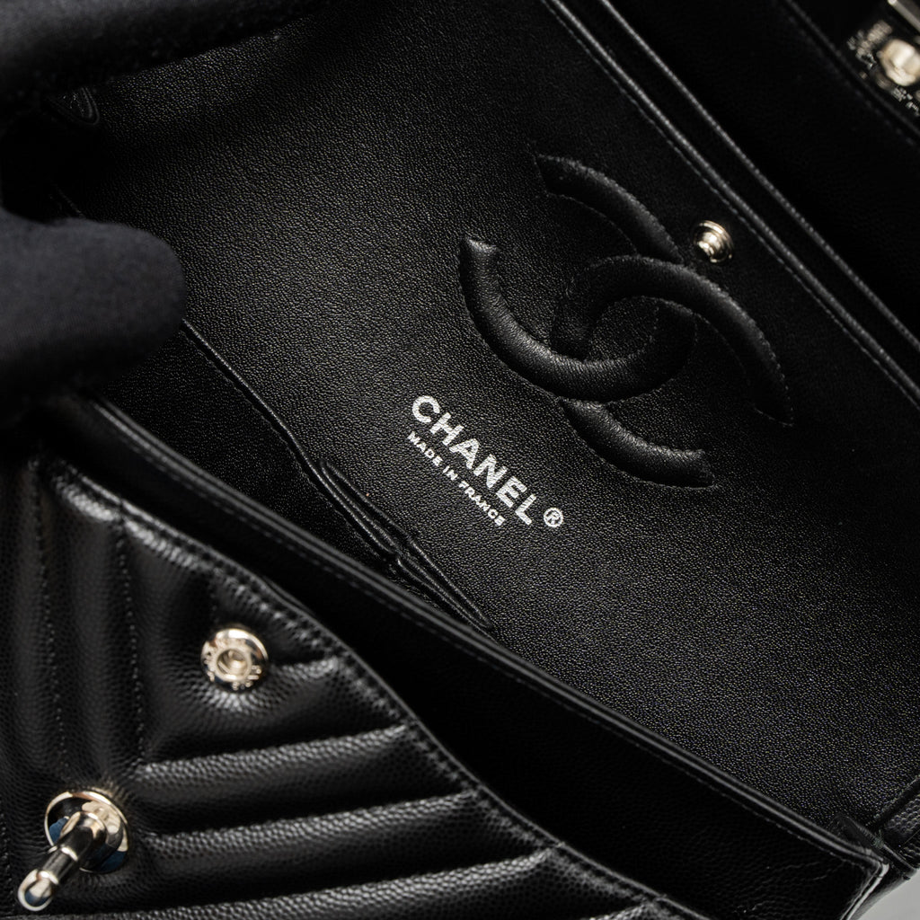 chanel-medium-classic-double-flap-bag-chevron-caviar-black-shw-1