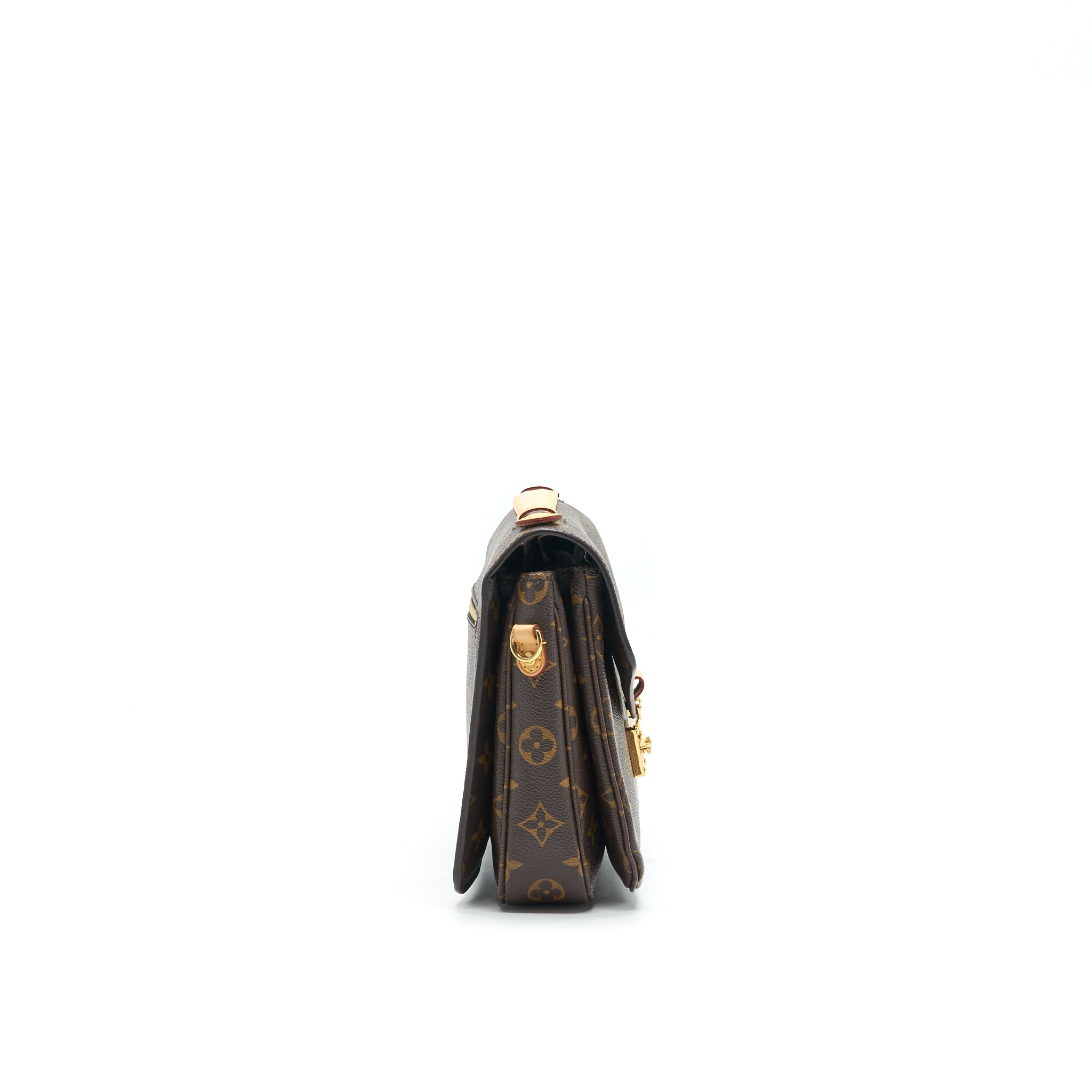 louis-vuitton-pochette-metis-monogram-canvas-1