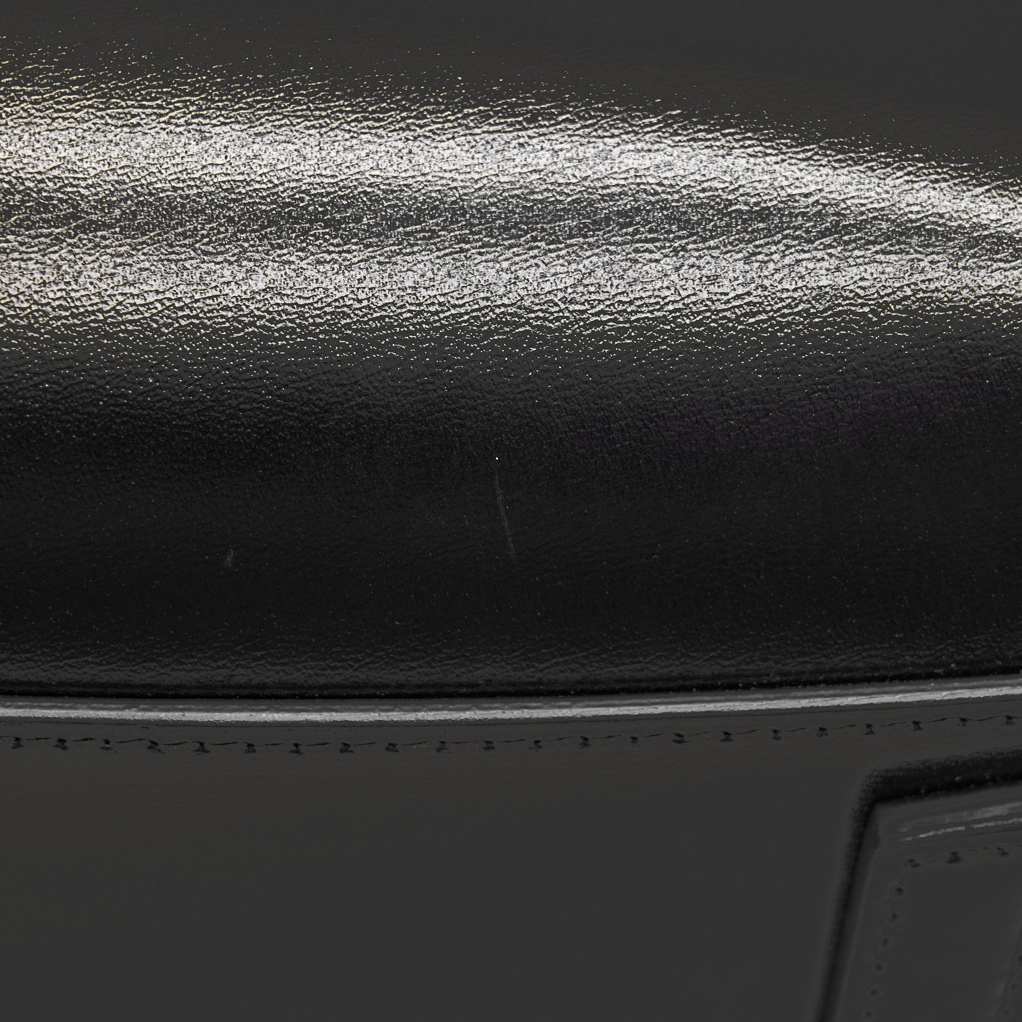 givenchy-antigona-mini-in-black-smooth-calfskin