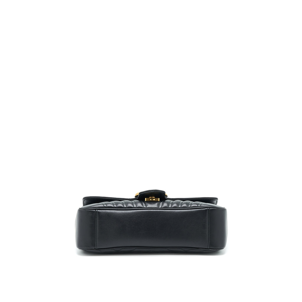 gucci-gg-marmont-small-matelasse-shoulder-bag-black-ghw-1
