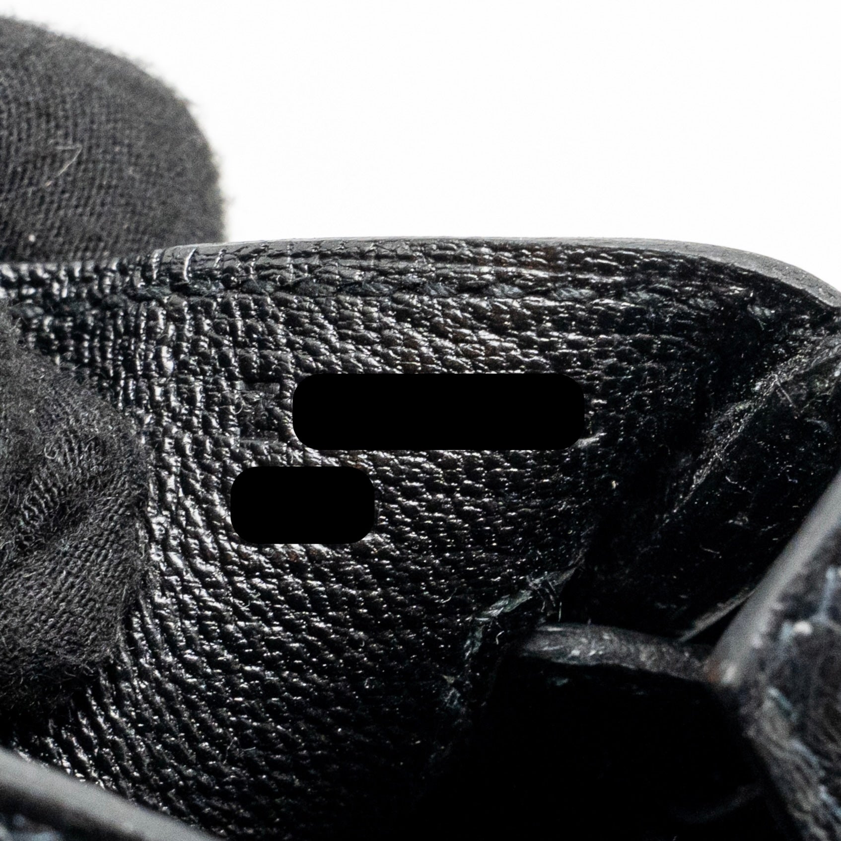 hermes-birkin-25-ostrich-black-ghw-stamp-z