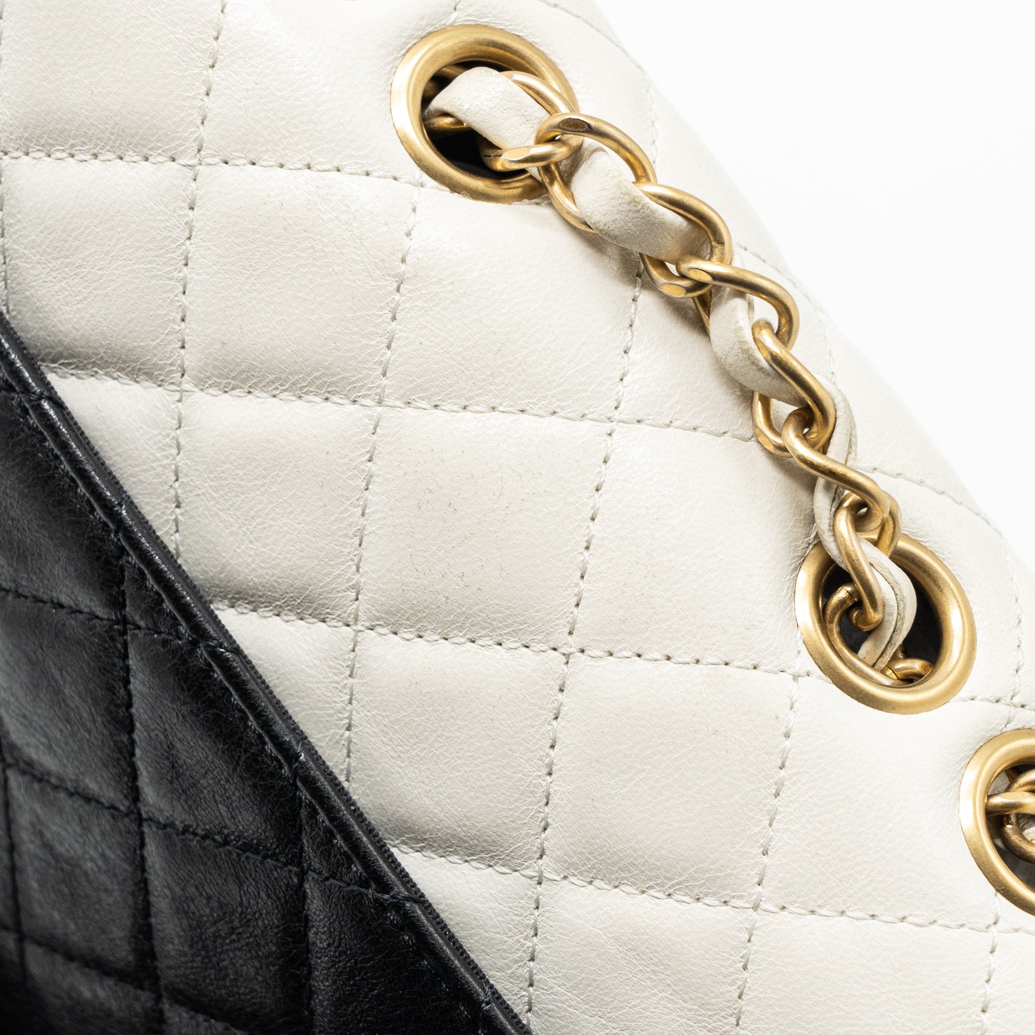 chanel-quilted-flap-bag-white-black-ghw