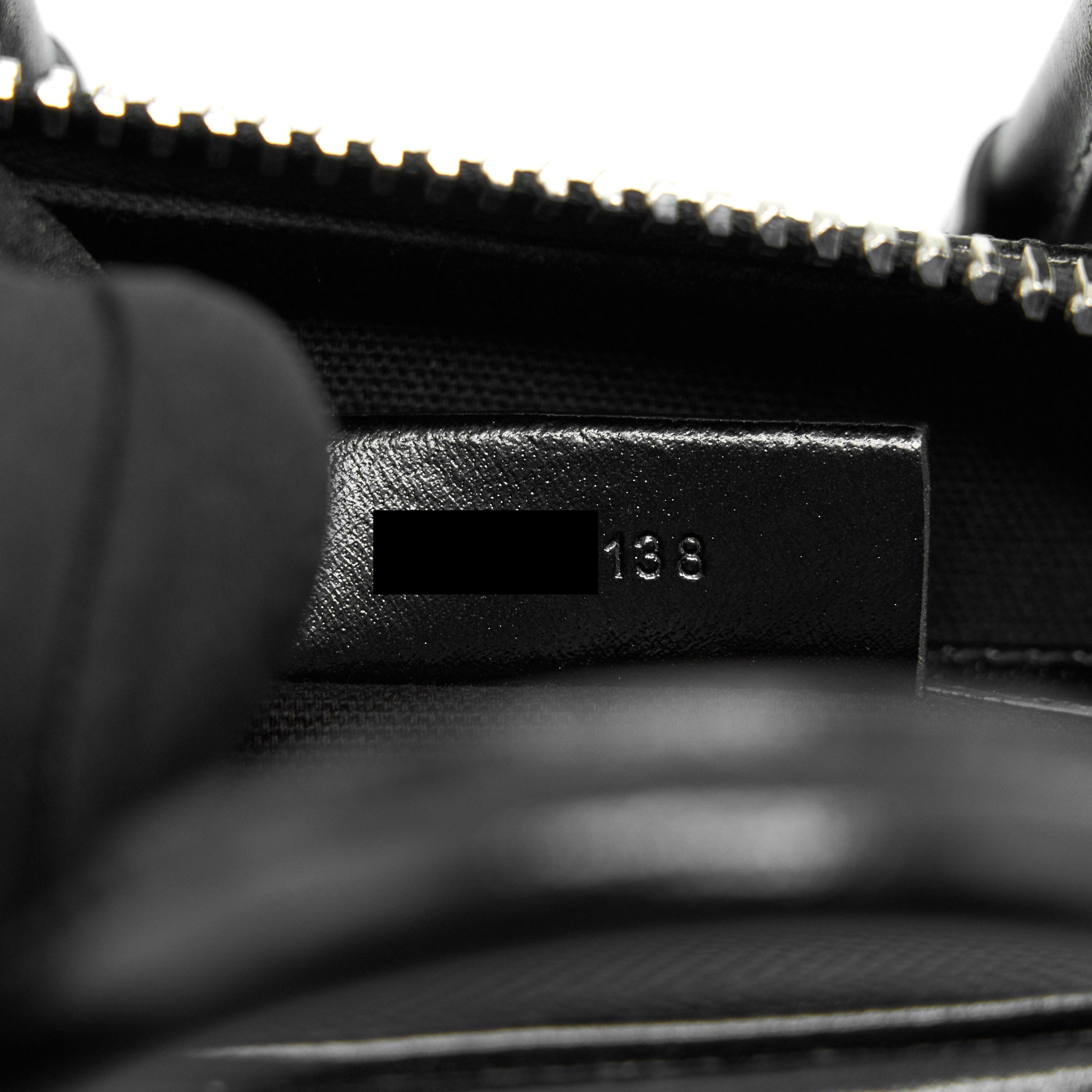 givenchy-antigona-mini-in-black-smooth-calfskin