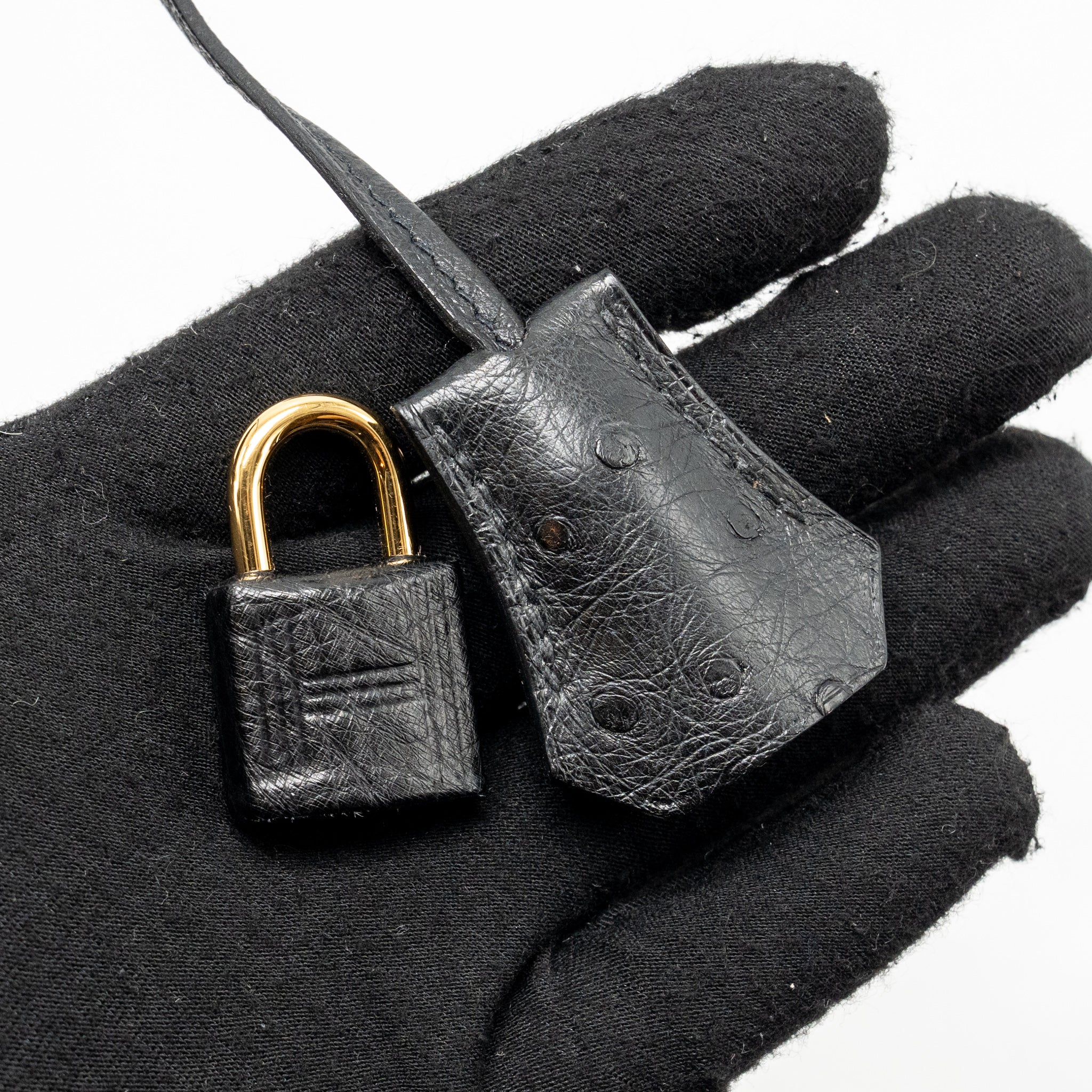 hermes-birkin-25-ostrich-black-ghw-stamp-z