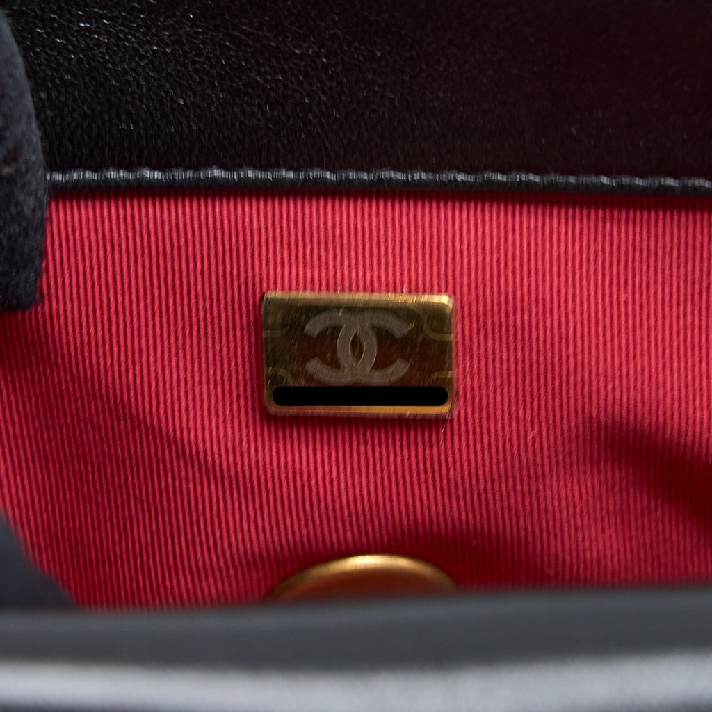 chanel-small-19-bag-lambskin-black-multicolour-hardware-2