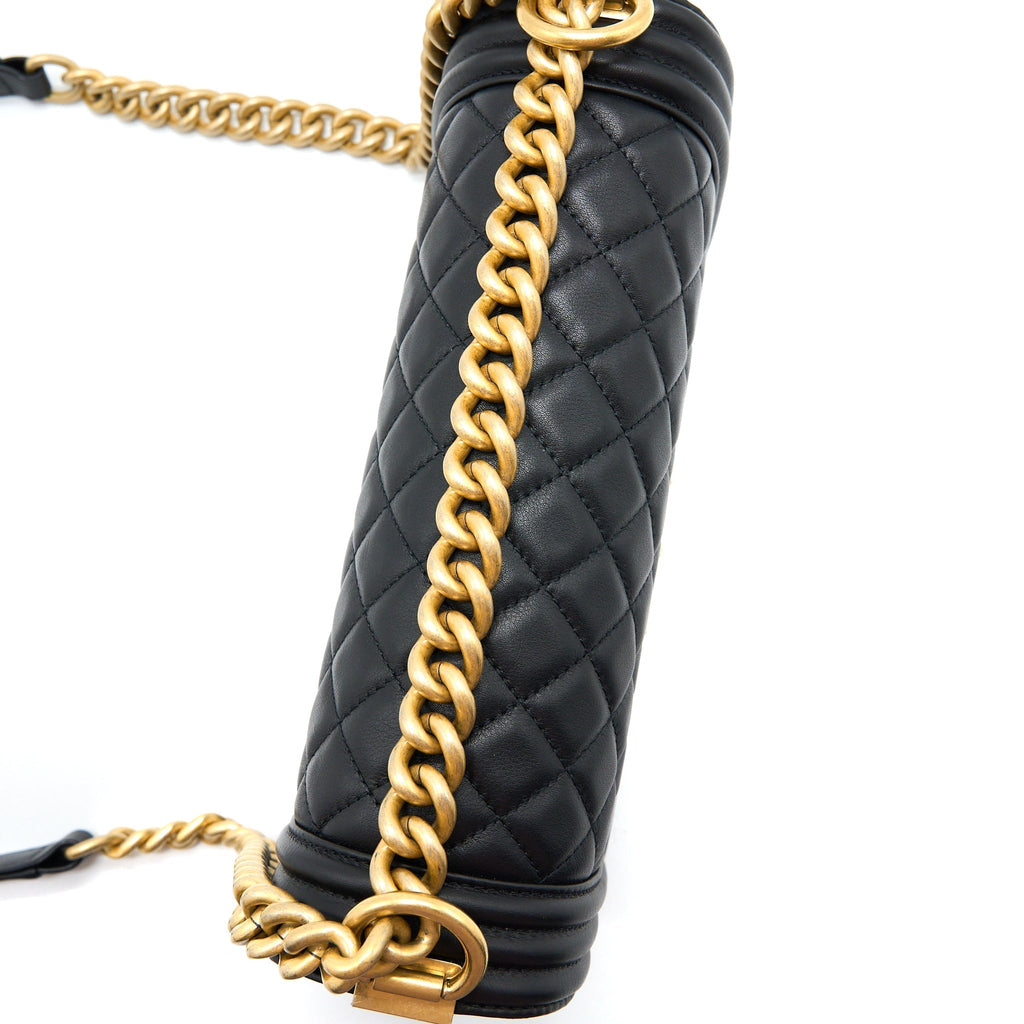chanel-medium-boy-bag-lambskin-black-brushed-ghw