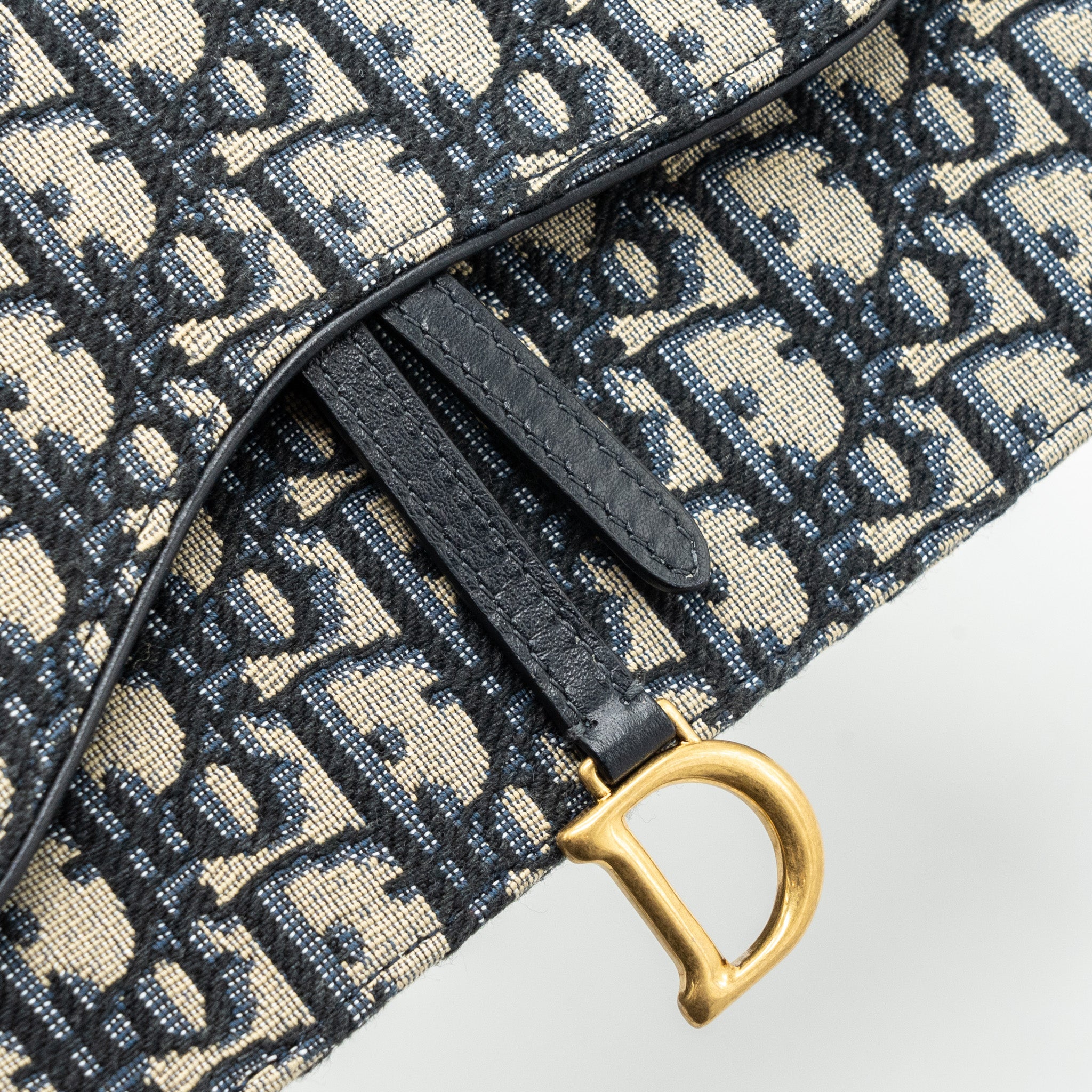dior-saddle-pouch-with-chain-dior-oblique-jacquard-ghw