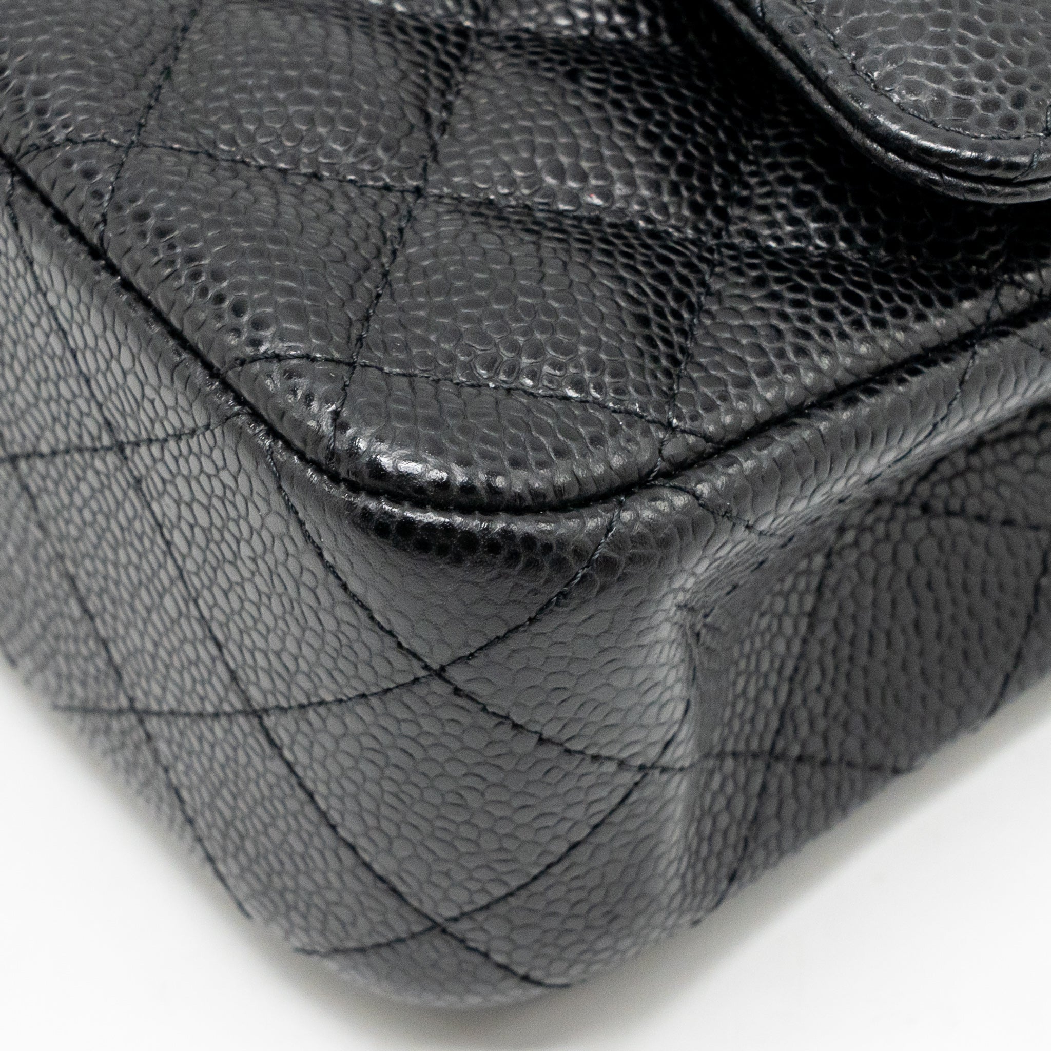 chanel-medium-classic-double-flap-bag-caviar-black-ghw-34