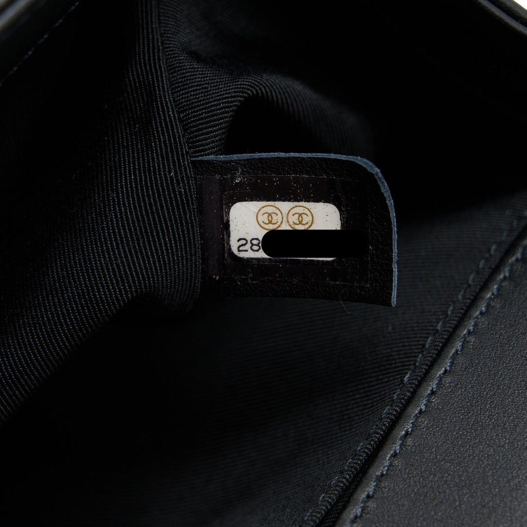 chanel-medium-boy-bag-lambskin-black-brushed-ghw