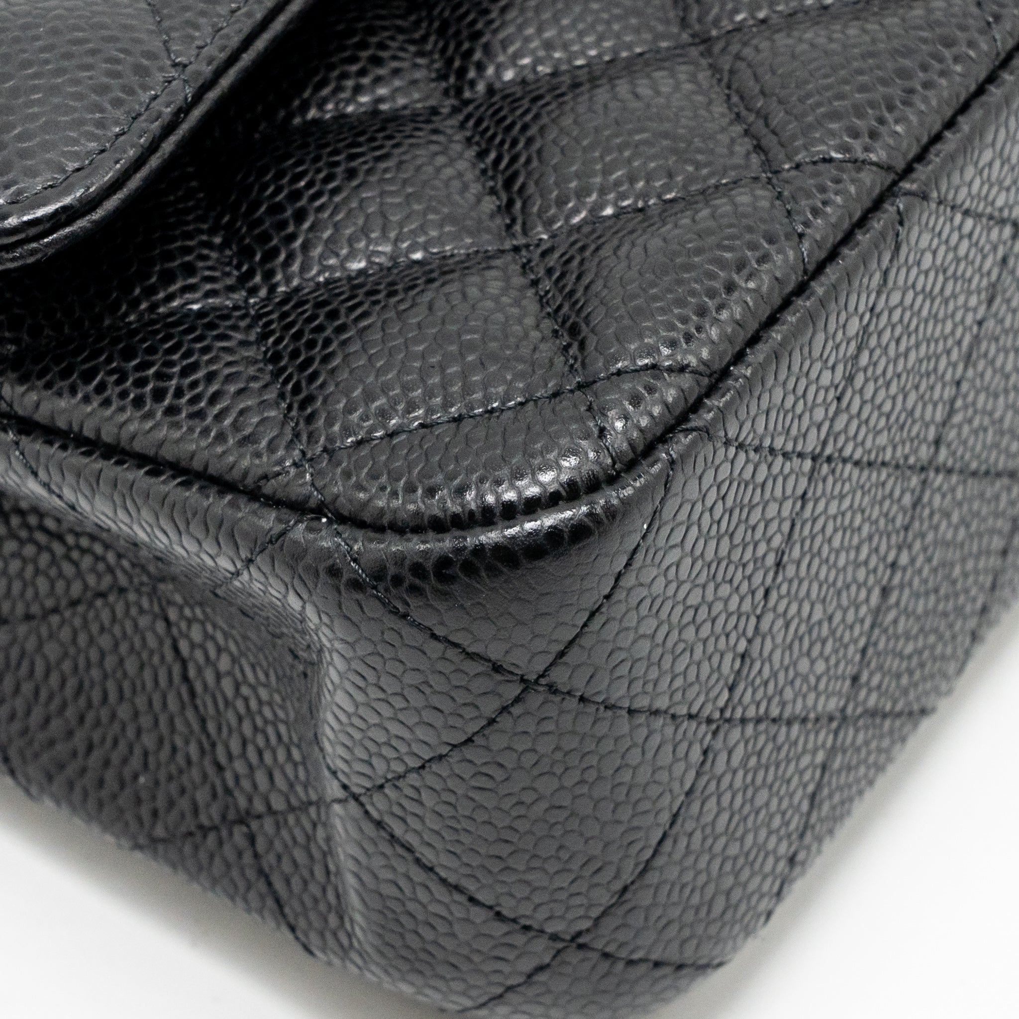 chanel-medium-classic-double-flap-bag-caviar-black-ghw-34