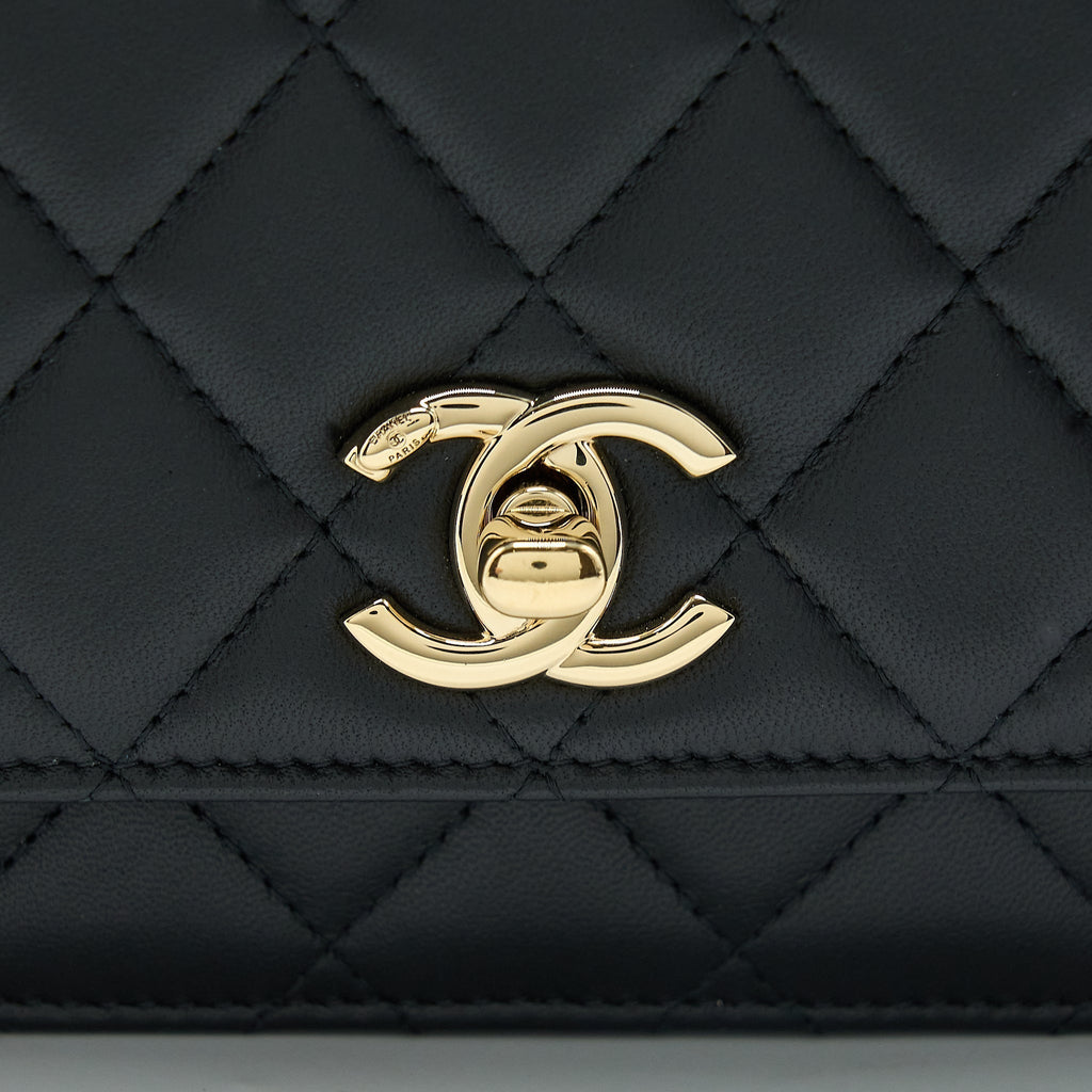 chanel-trendy-cc-wallet-on-chain-lambskin-black-ghw