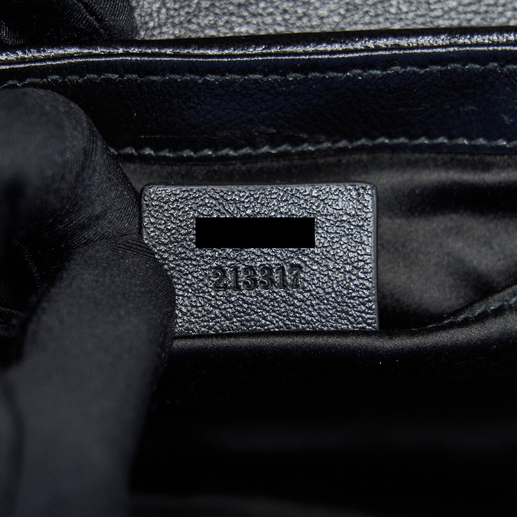 gucci-marmont-mini-sequin-shoulder-bag-black