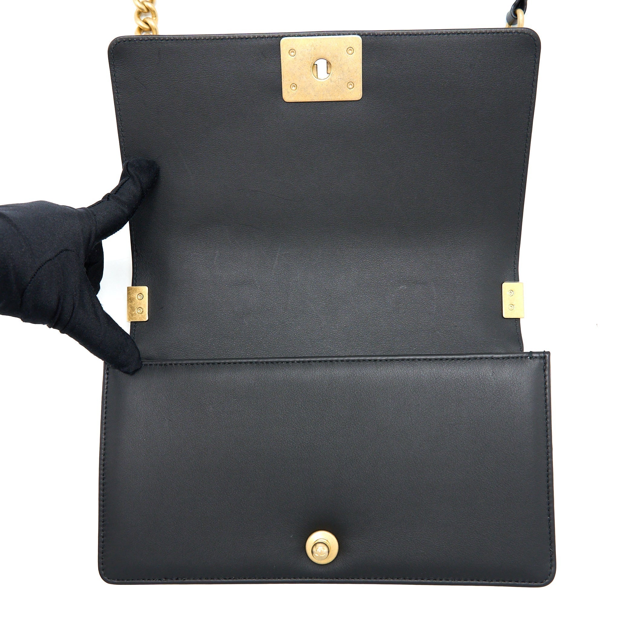 chanel-medium-boy-bag-lambskin-black-brushed-ghw