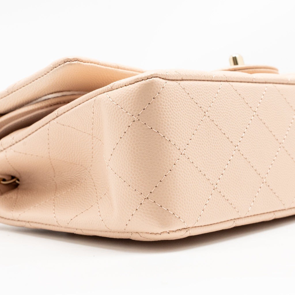 chanel-medium-classic-double-flap-bag-caviar-light-pink-lghw-microchip-1