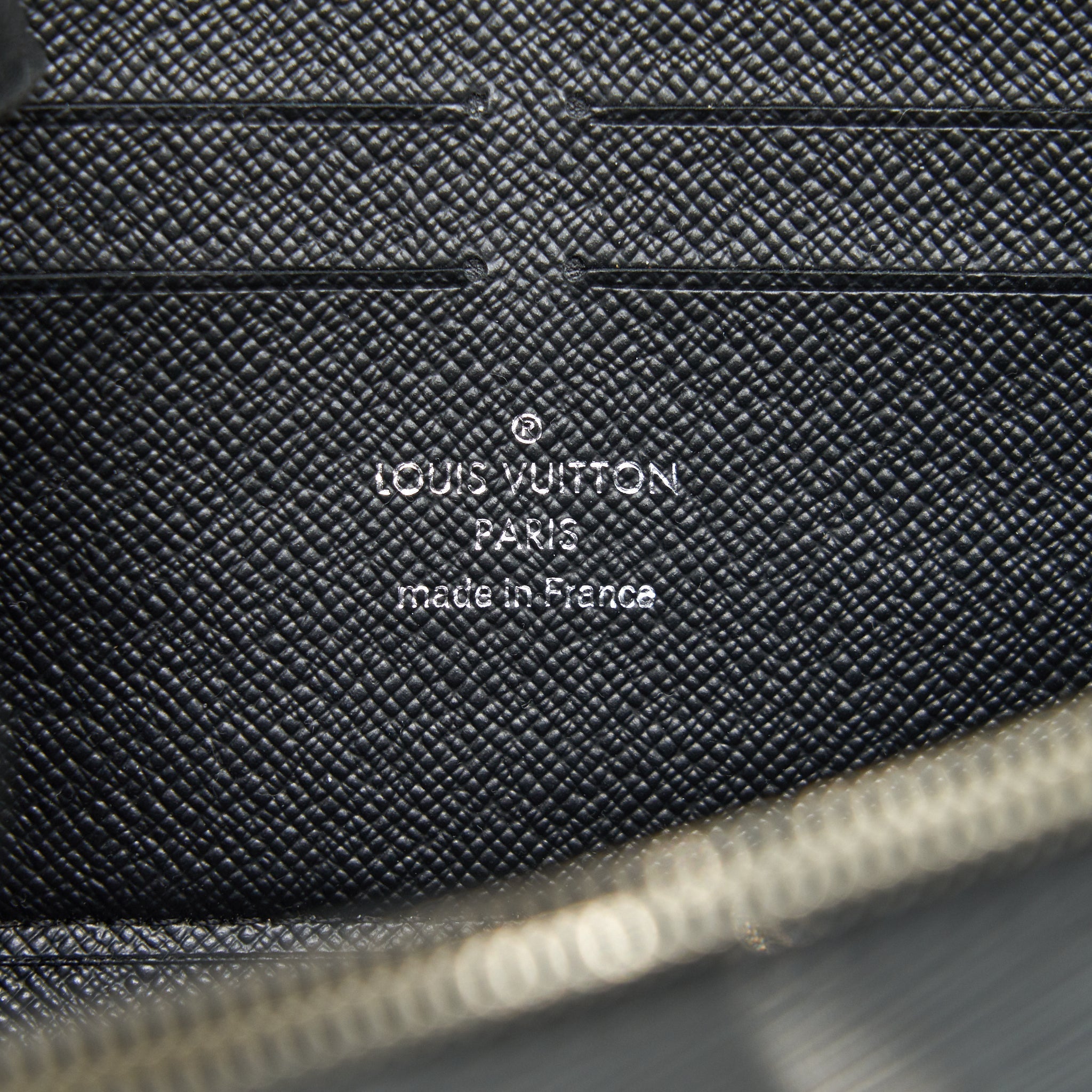 louis-vuitton-twist-wallet-on-chain-black-shw-epi-leather