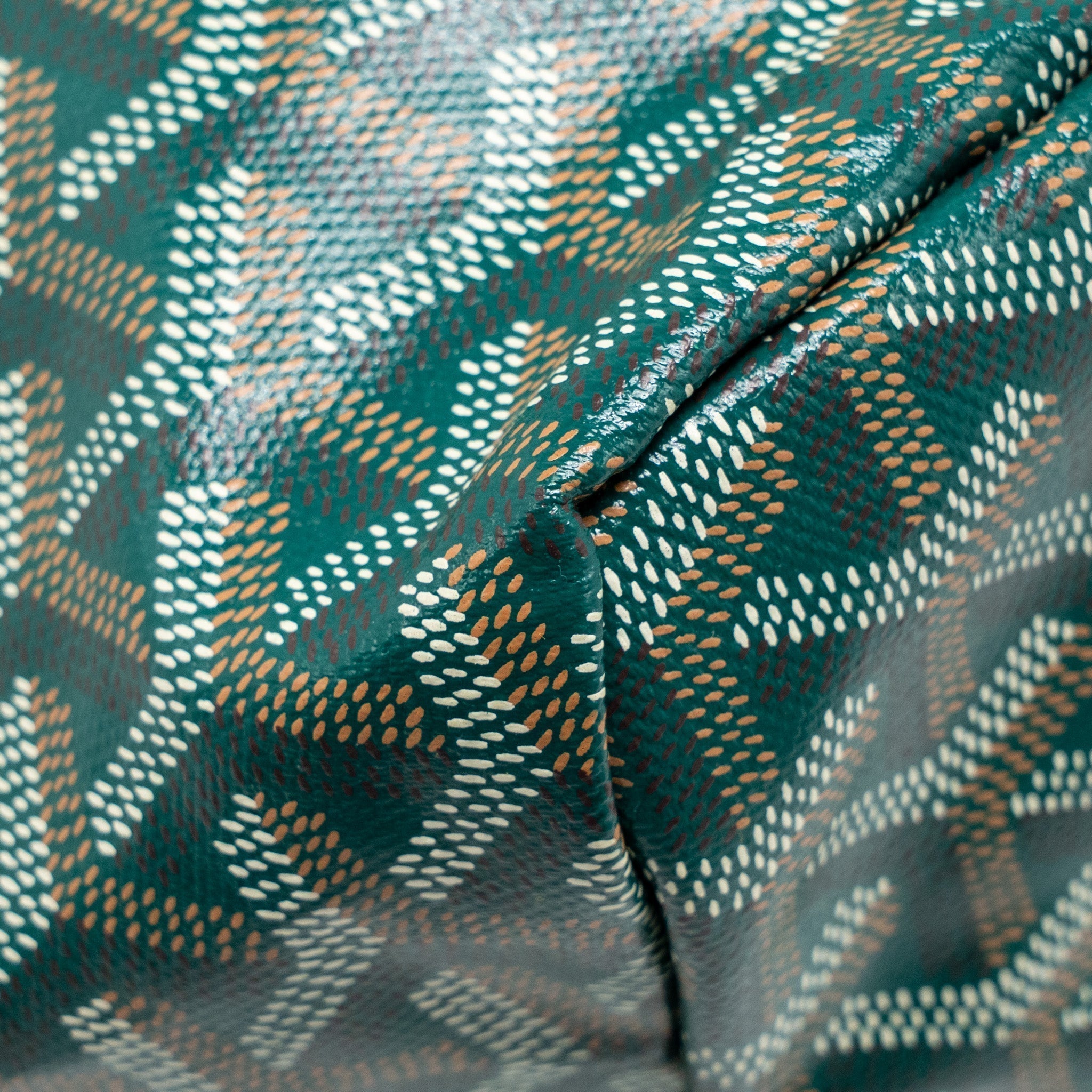 goyard-saint-louis-gm-tote-goyardine-canvas-calfskin-green-shw