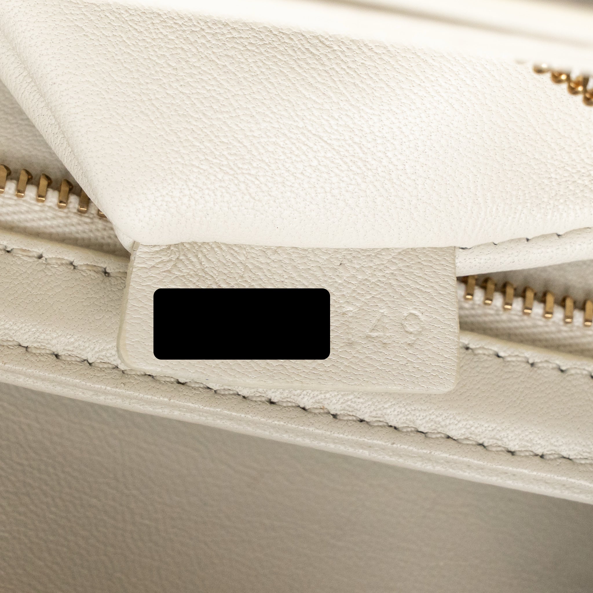 celine-teen-triomphe-bag-calfskin-white-ivory-ghw