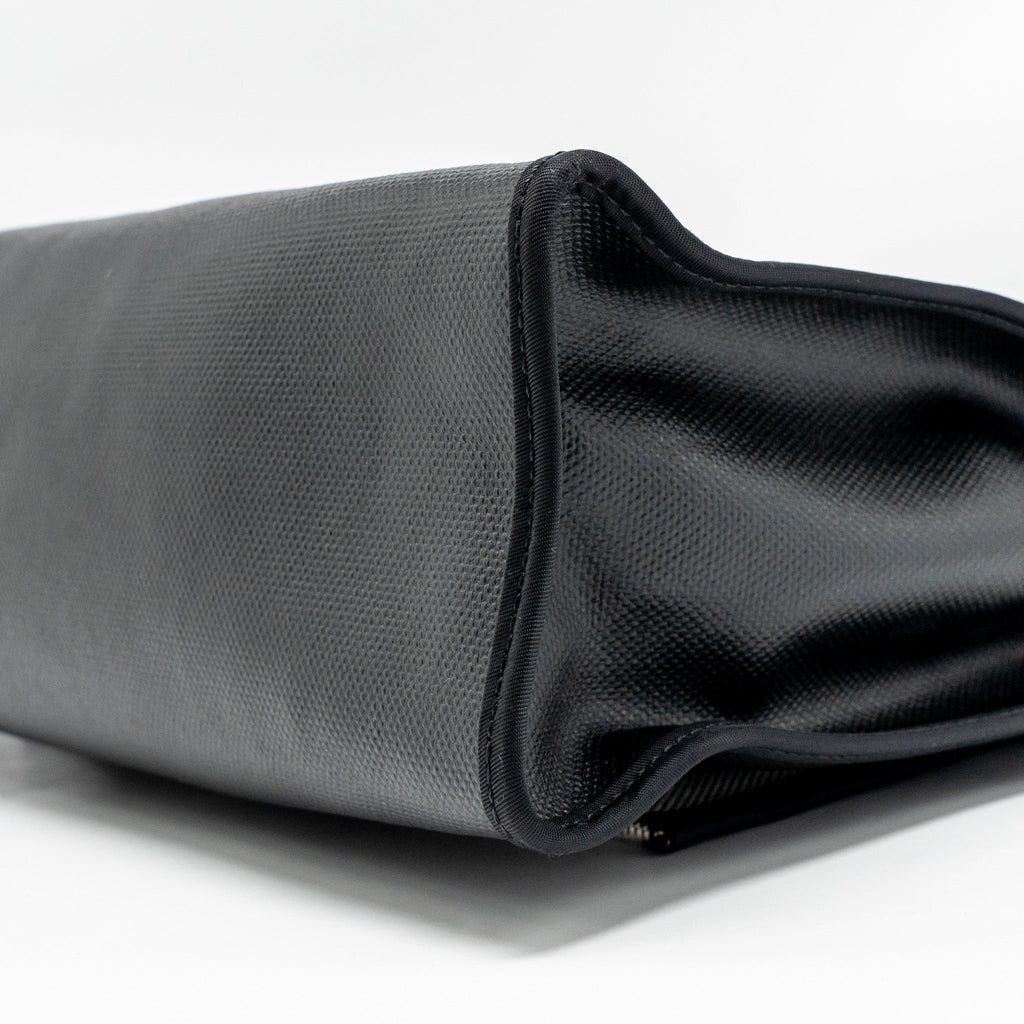 hermes-herbag-31-zip-bag-berline-canvas-hunter-leather-black-ecru-black-shw-stamp-d