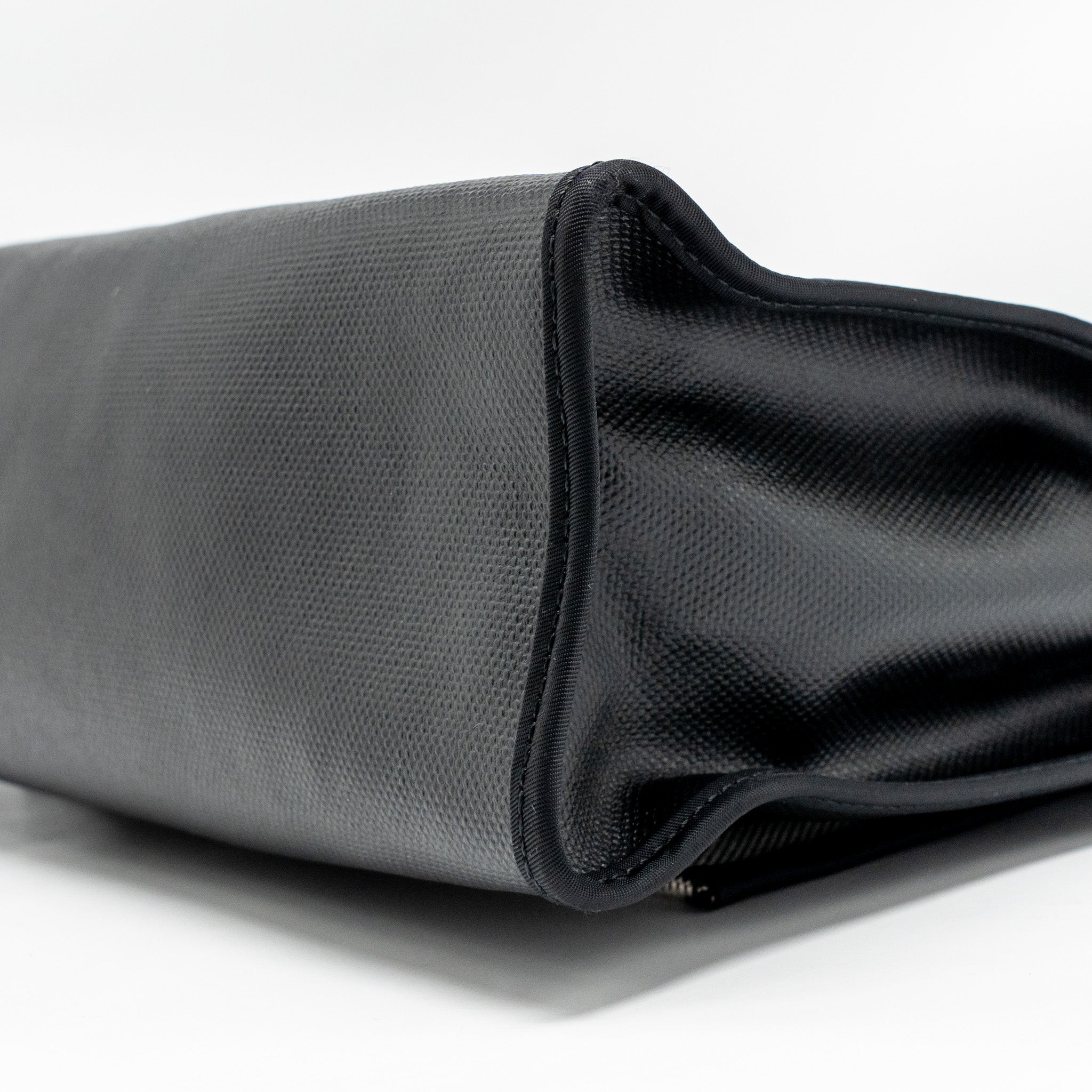 hermes-herbag-31-zip-bag-berline-canvas-hunter-leather-black-ecru-black-shw-stamp-d