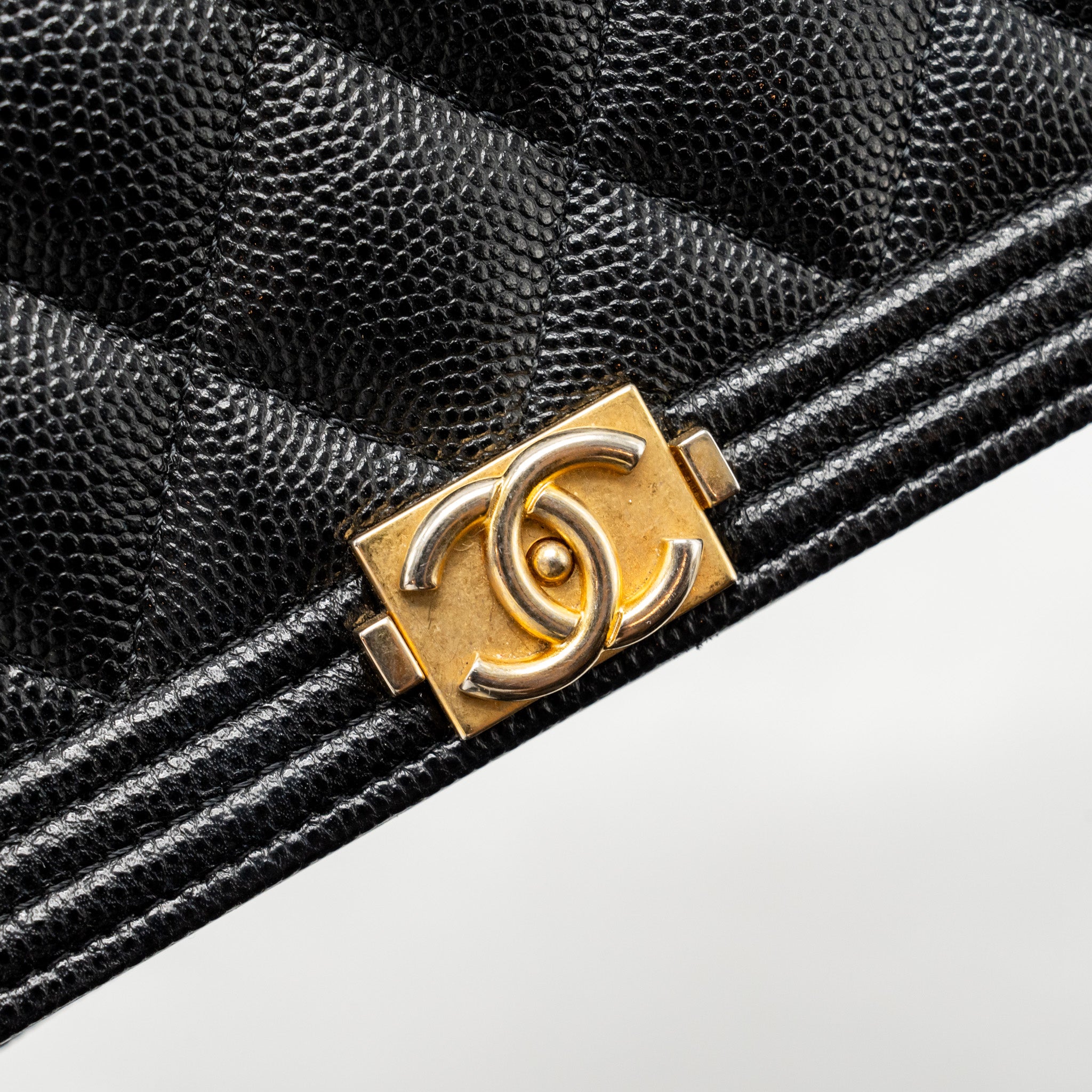 chanel-boy-wallet-on-chain-caviar-black-ghw-4