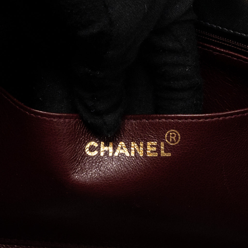 chanel-vintage-diana-flap-bag-lambskin-black-ghw