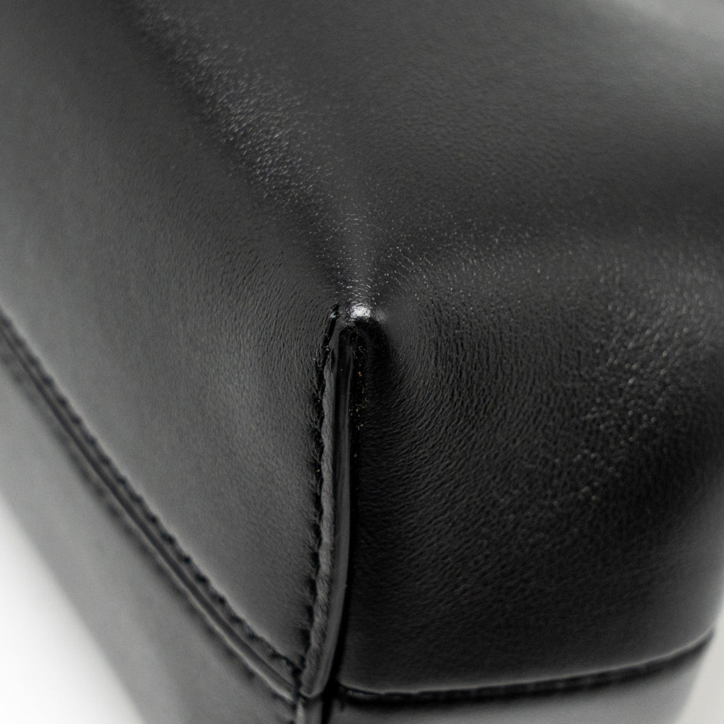 fendi-small-fendi-first-clutch-bag-nappa-black-ghw