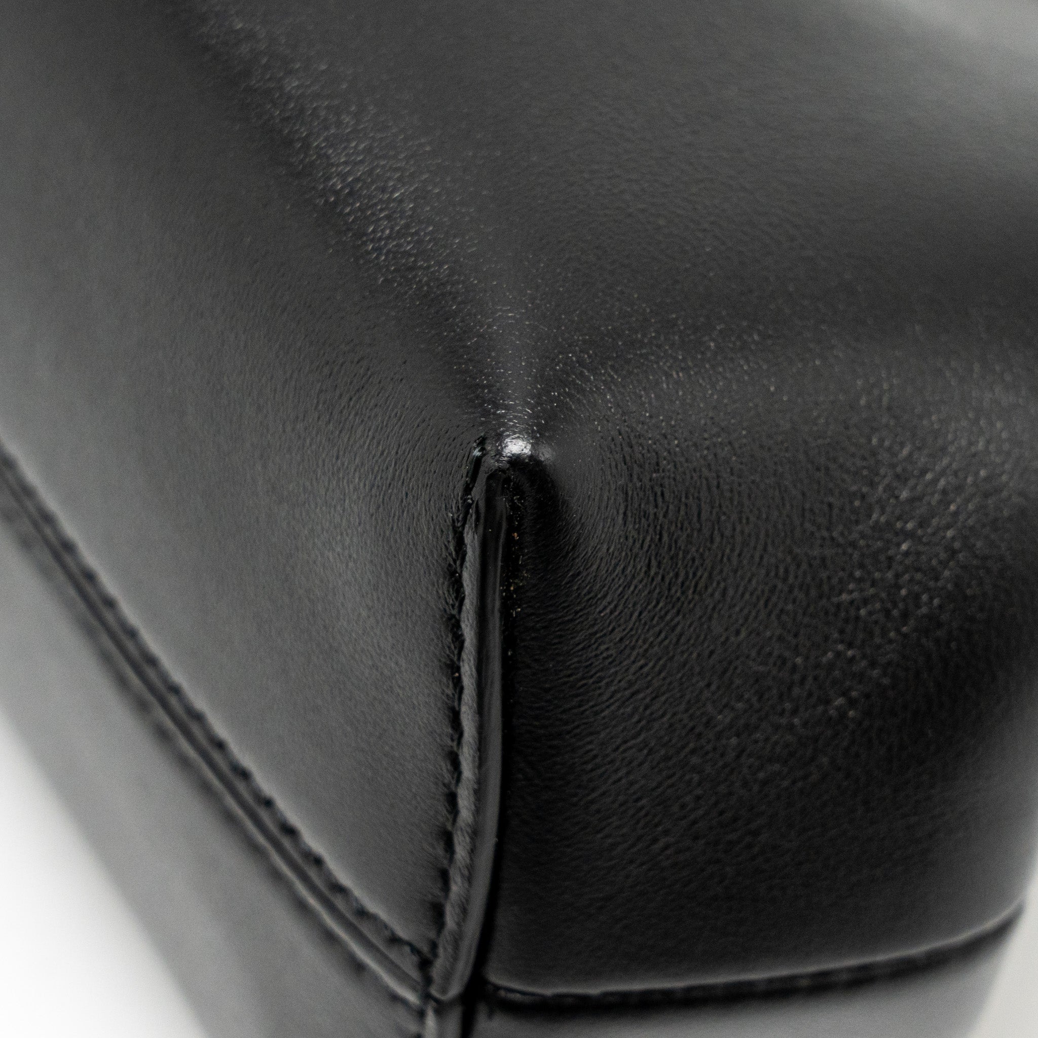 fendi-small-fendi-first-clutch-bag-nappa-black-ghw