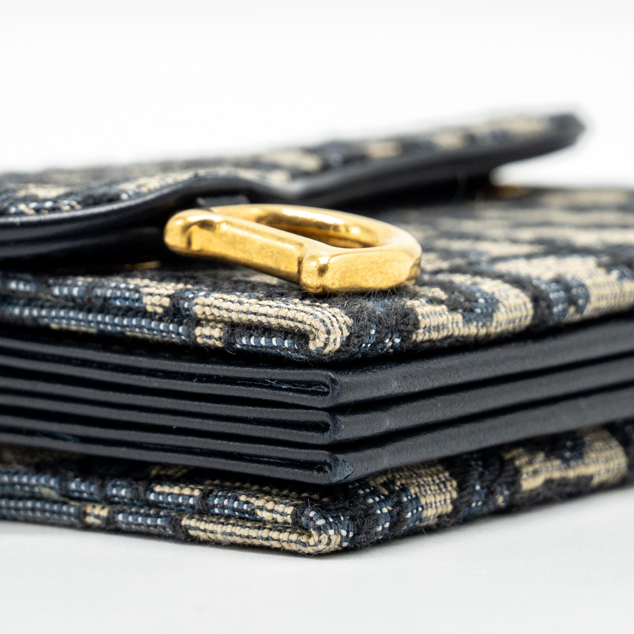 dior-saddle-lotus-wallet-blue-oblique-jacquard-ghw