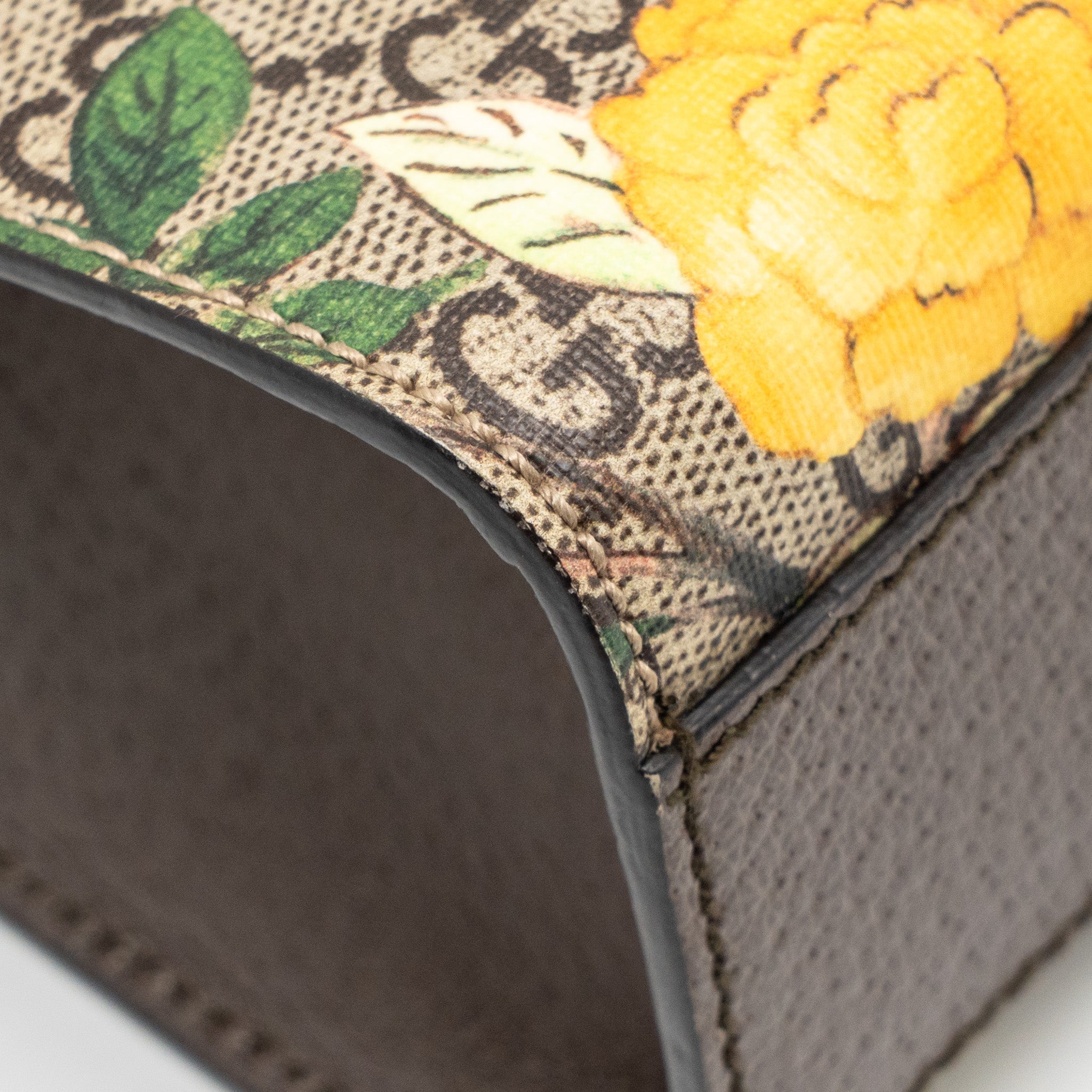 gucci-small-padlock-shoulder-bag-tian-gg-supreme-canvas-leather-brown-multicolour-ghw
