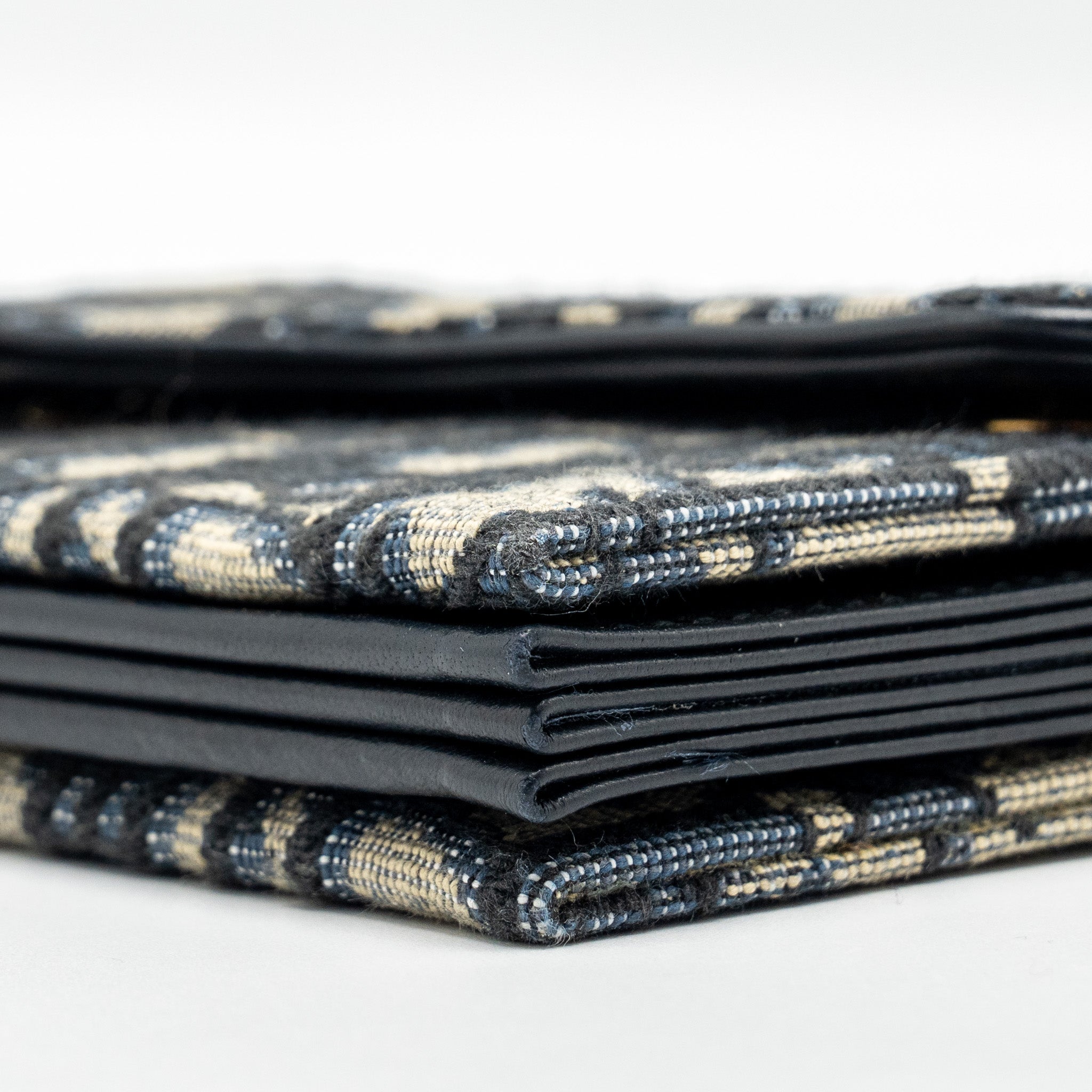dior-saddle-lotus-wallet-blue-oblique-jacquard-ghw