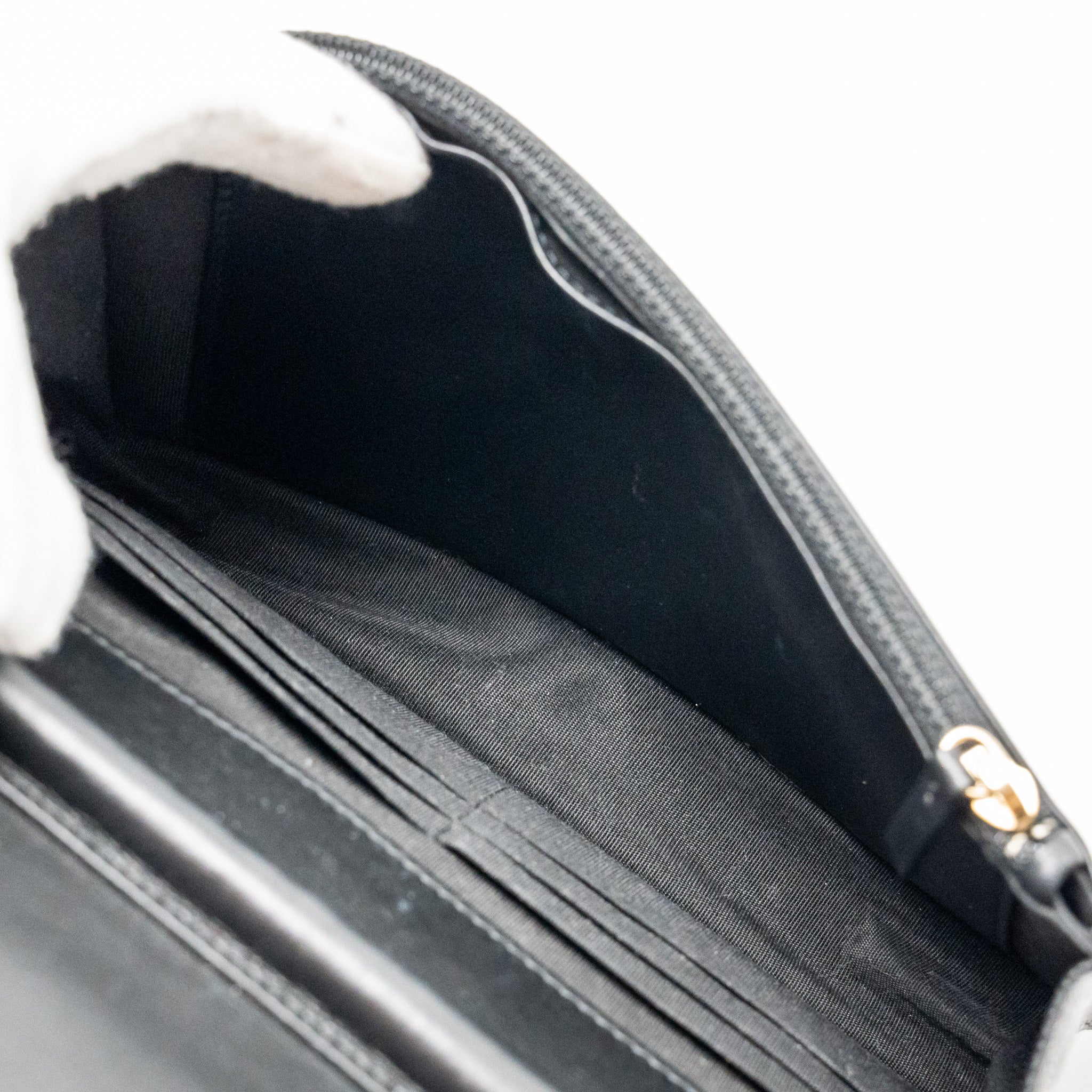 chanel-boy-wallet-on-chain-caviar-black-ghw-4