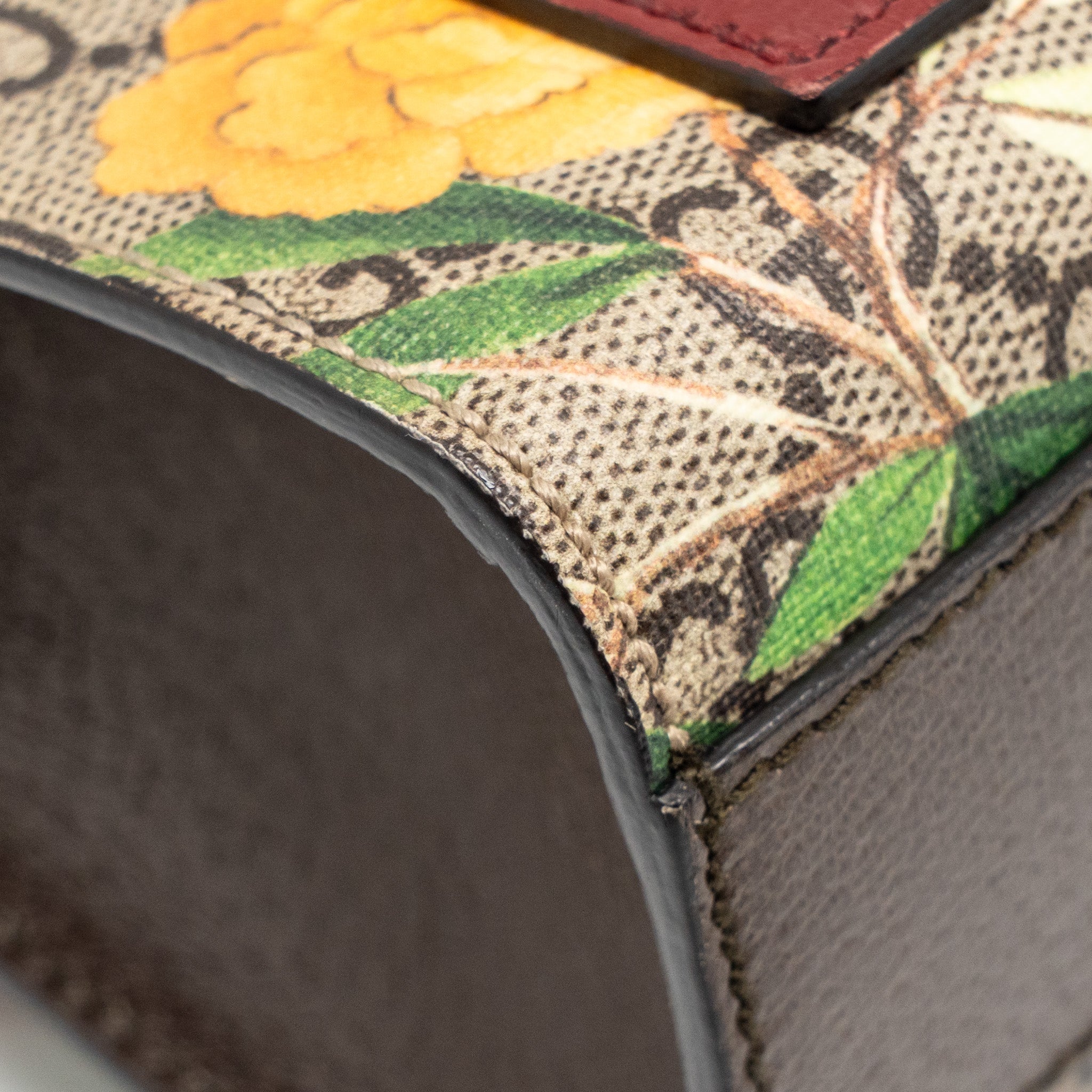 gucci-small-padlock-shoulder-bag-tian-gg-supreme-canvas-leather-brown-multicolour-ghw