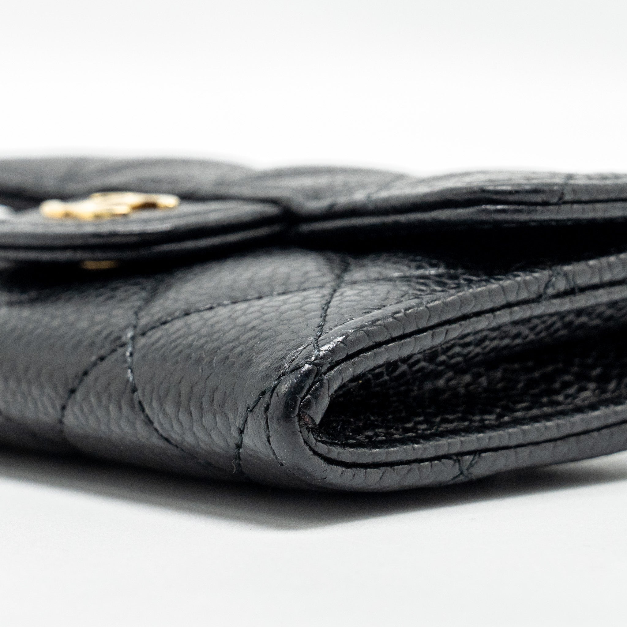 chanel-classic-flap-card-holder-caviar-black-ghw-3