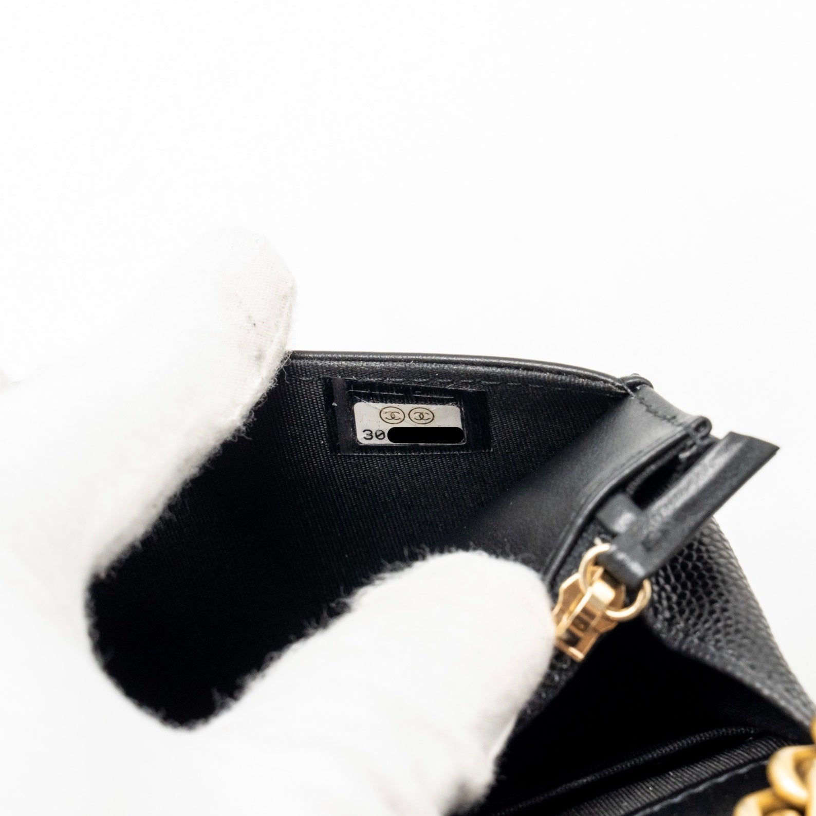 chanel-boy-wallet-on-chain-caviar-black-ghw-4