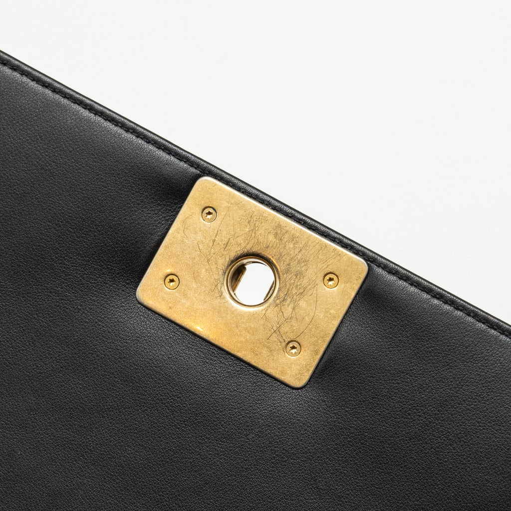 chanel-medium-boy-bag-lambskin-black-ghw