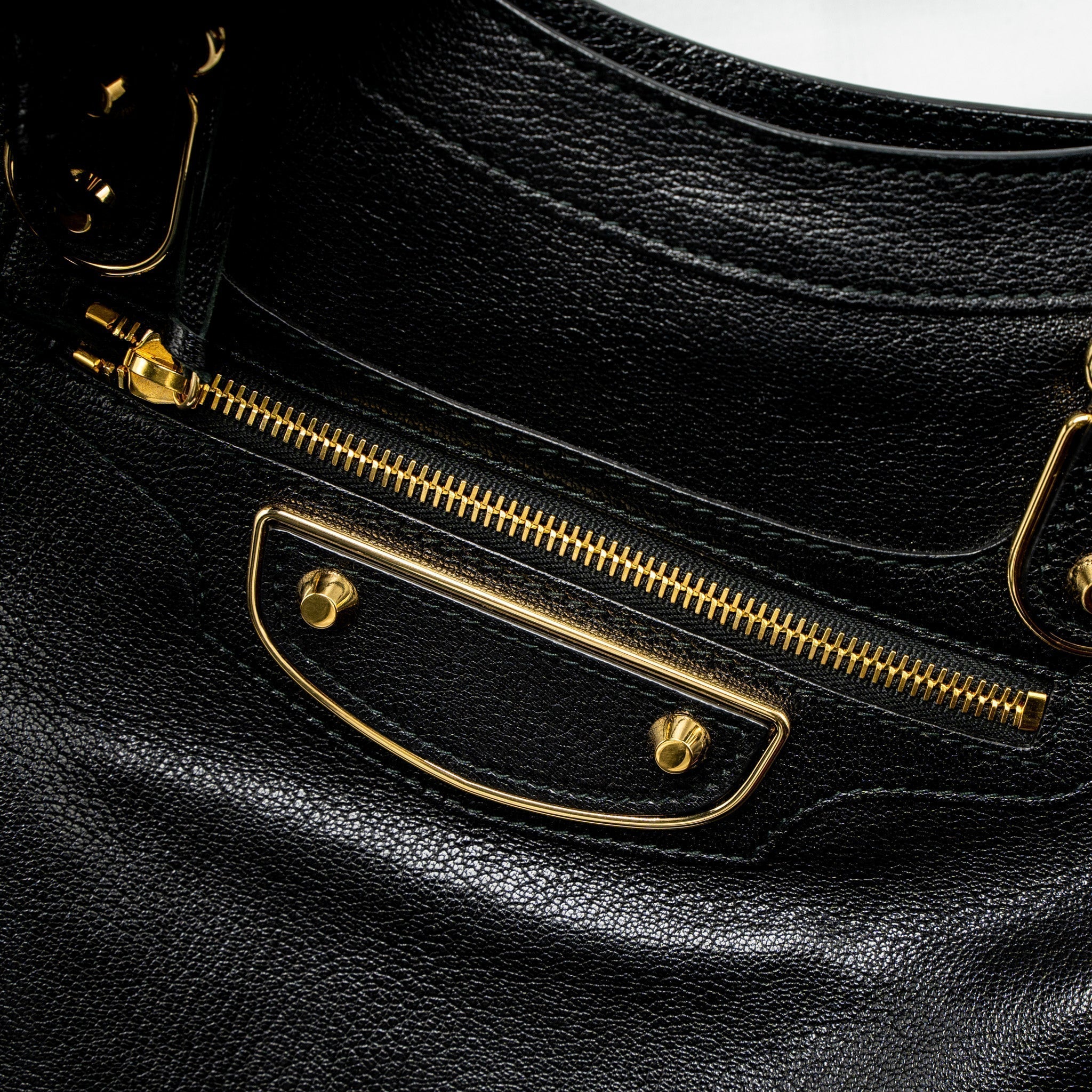 balenciaga-classic-city-bag-black-ghw