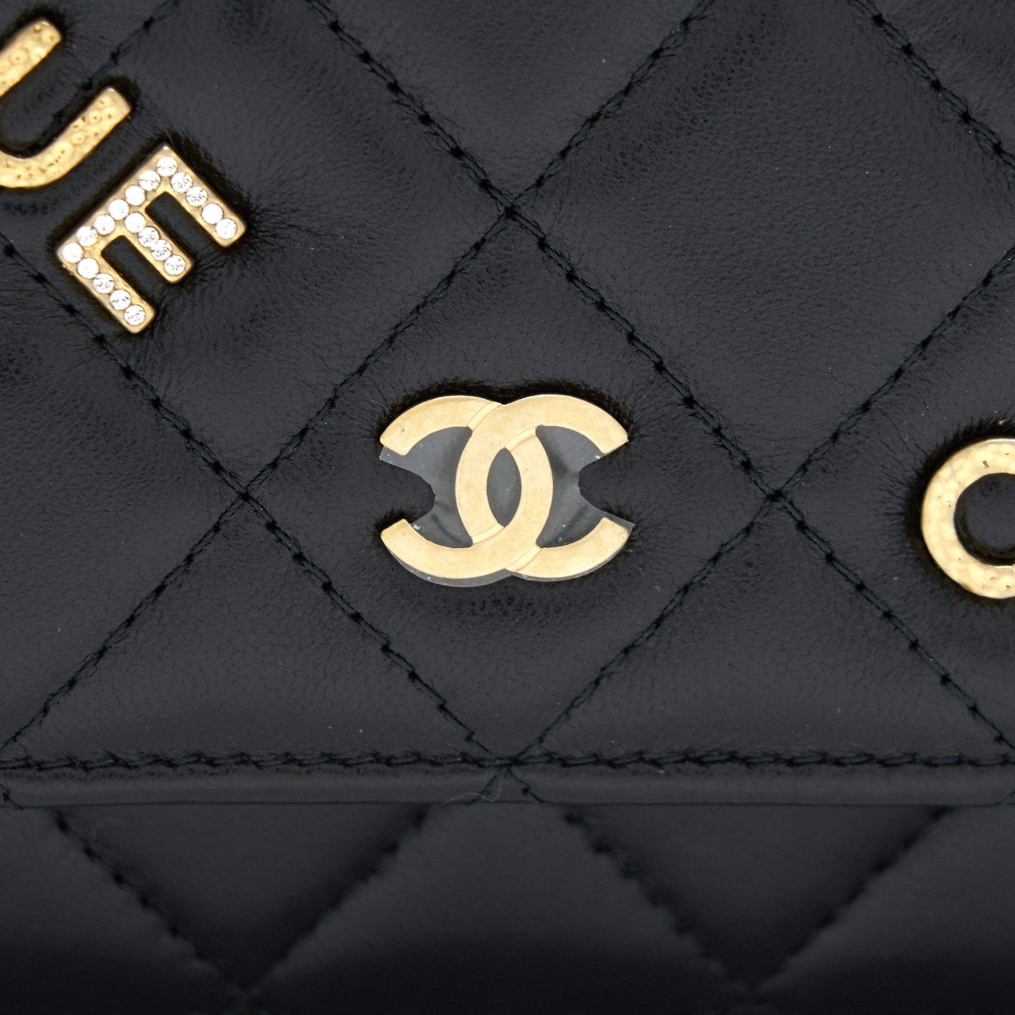chanel-2021-seasonal-wallet-on-chain-black-ghw