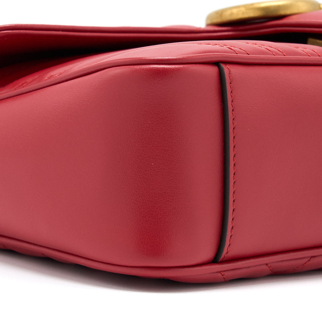 gucci-small-gg-marmont-bag-calfskin-red-brushed-ghw