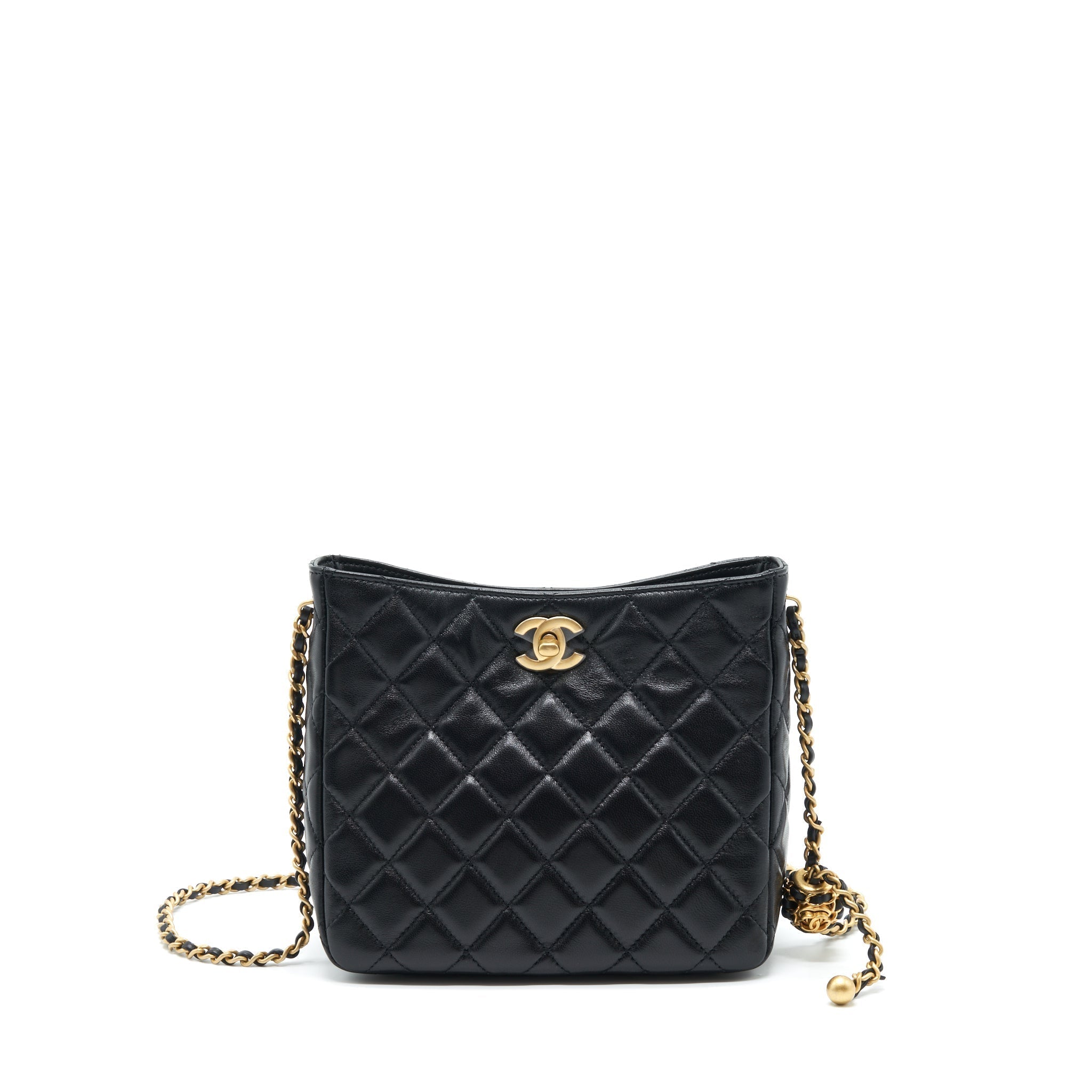copy-of-chanel-22s-pearl-crush-hobo-bag-lambskin-black-ghw