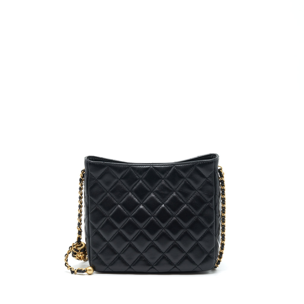 copy-of-chanel-22s-pearl-crush-hobo-bag-lambskin-black-ghw