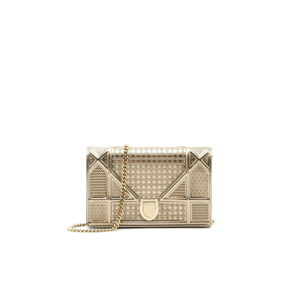 dior-diorama-wallet-on-chain-metallic-gold-with-ghw