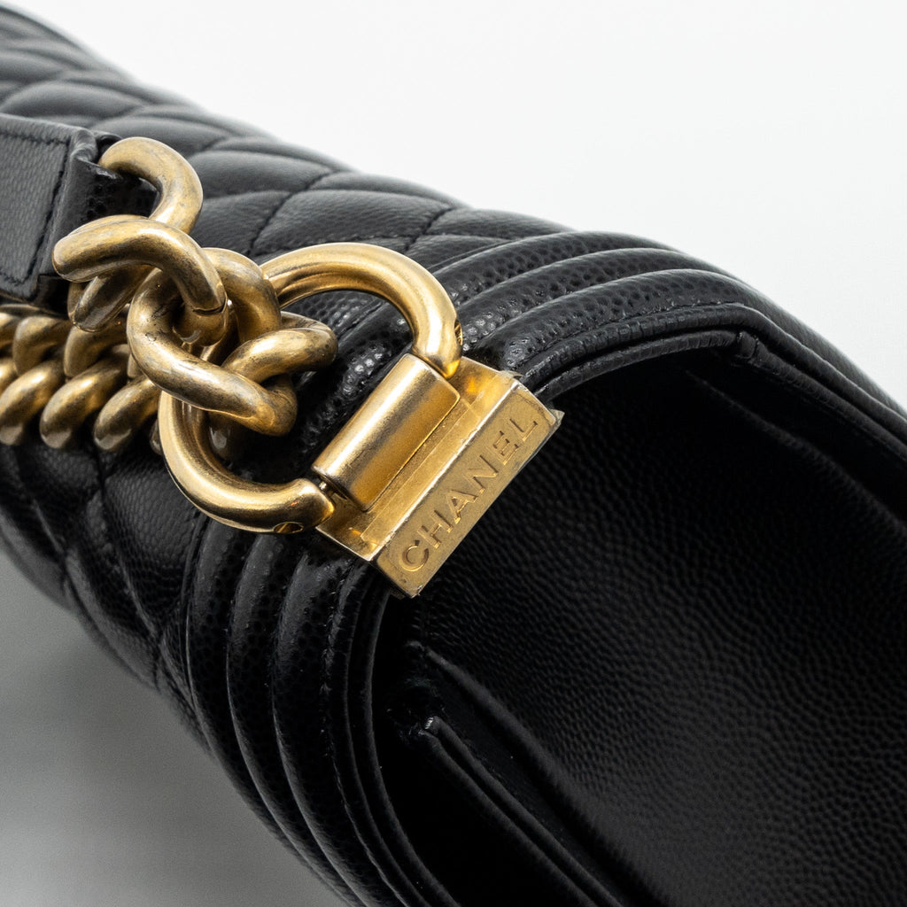 chanel-medium-classic-boy-bag-caviar-black-ghw-microchip