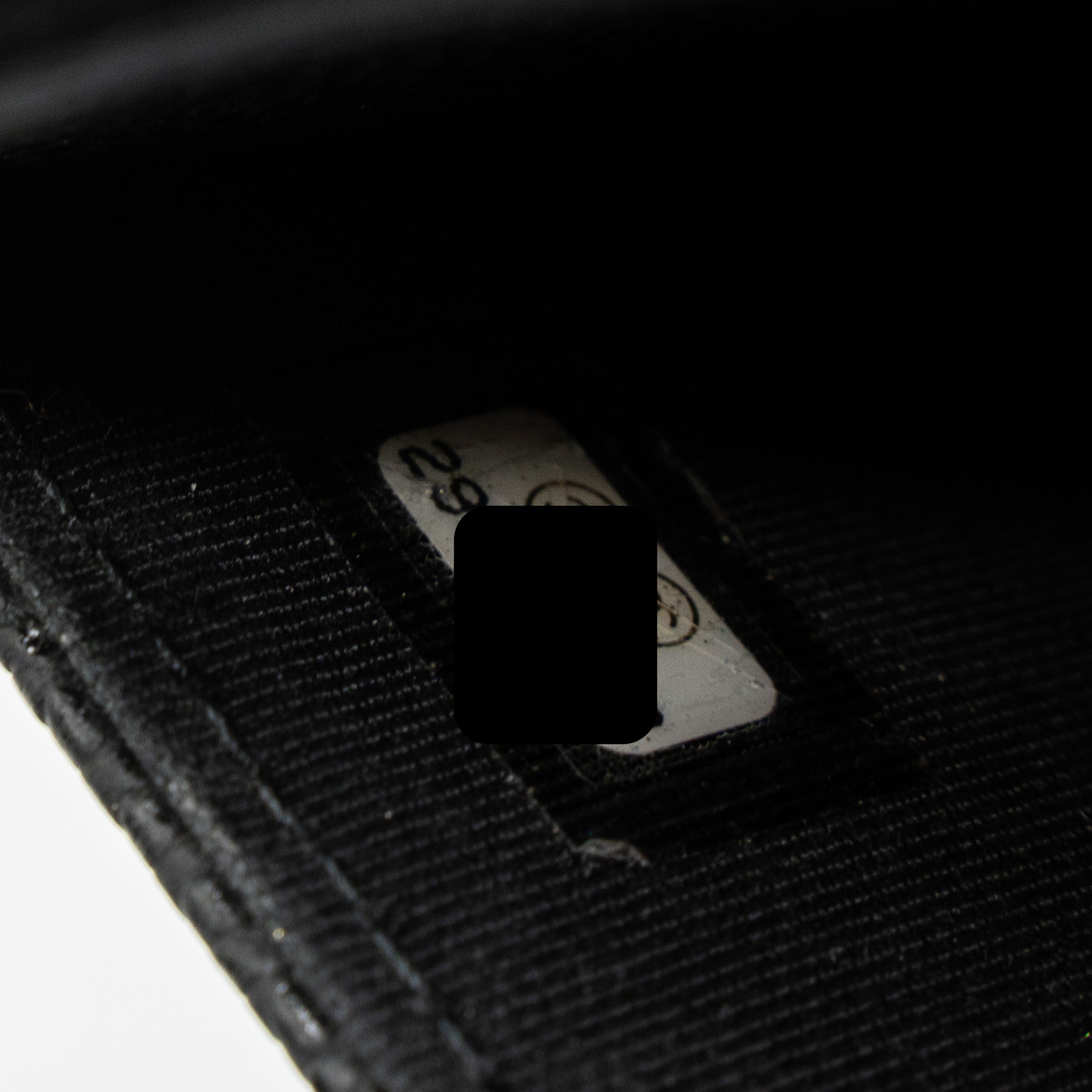 chanel-classic-wallet-on-chain-caviar-black-ghw-12